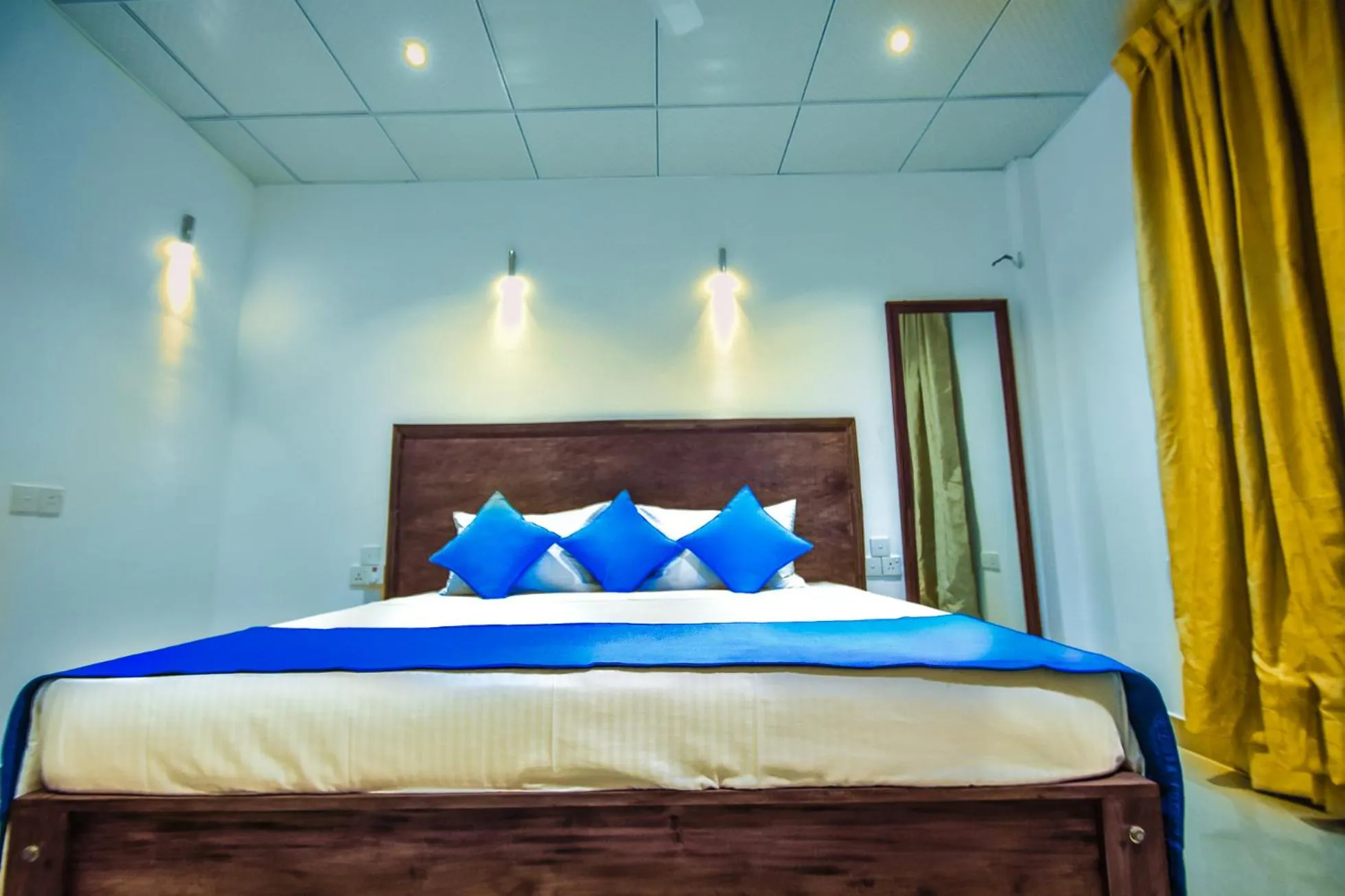 Bed in Heavens Door Guest Inn