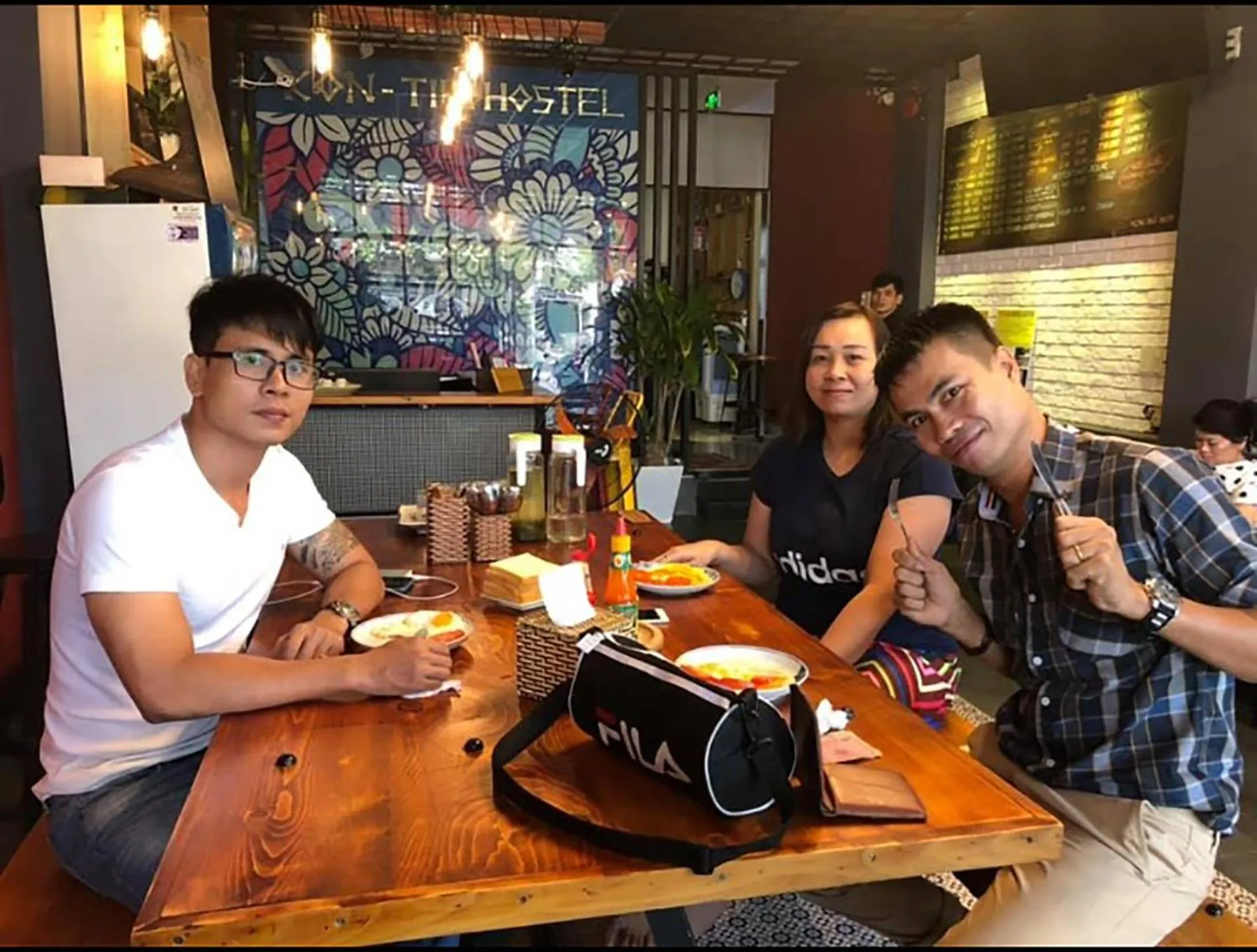 Breakfast in Kon-Tiki DaNang Hostel