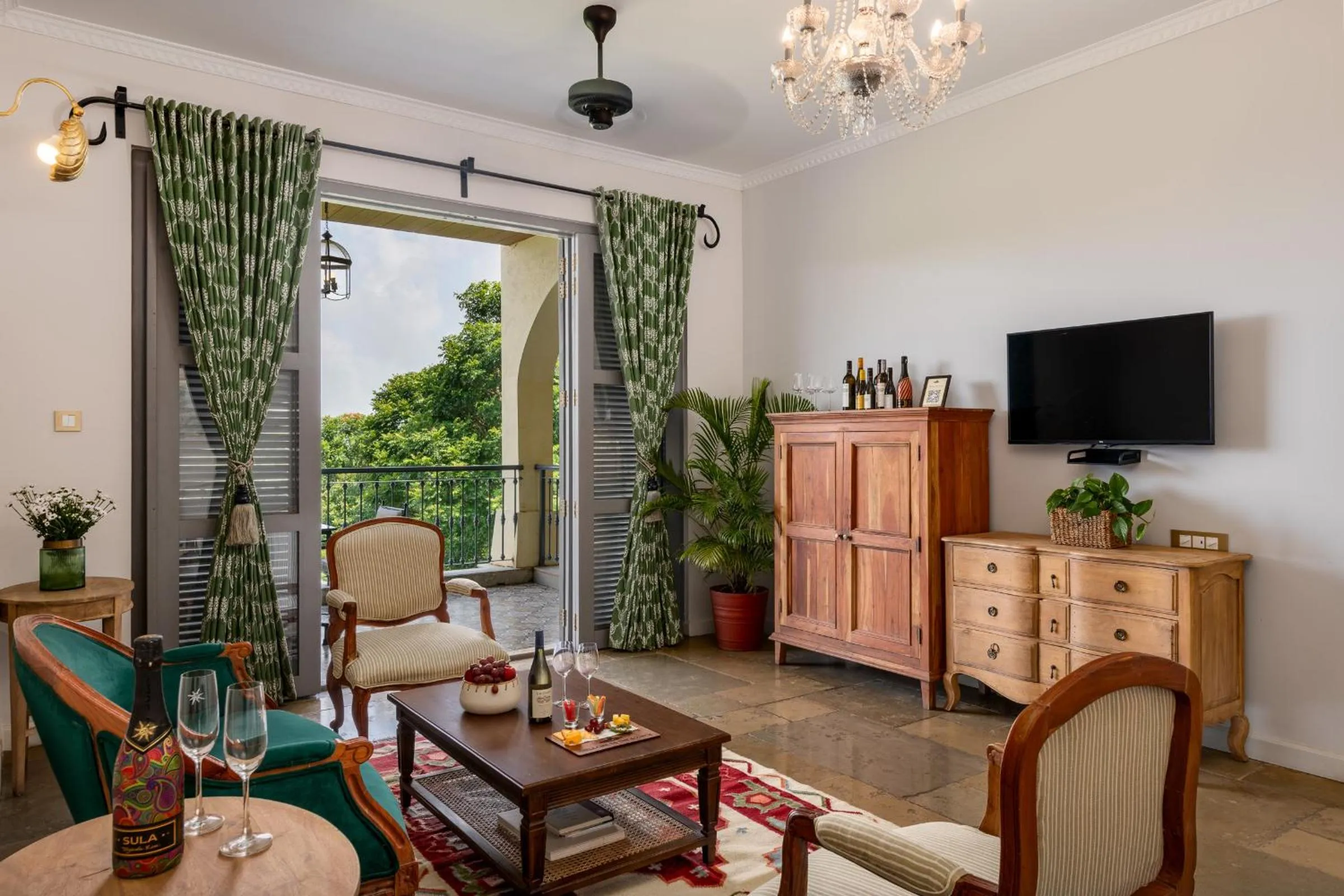 room service in The Source At Sula