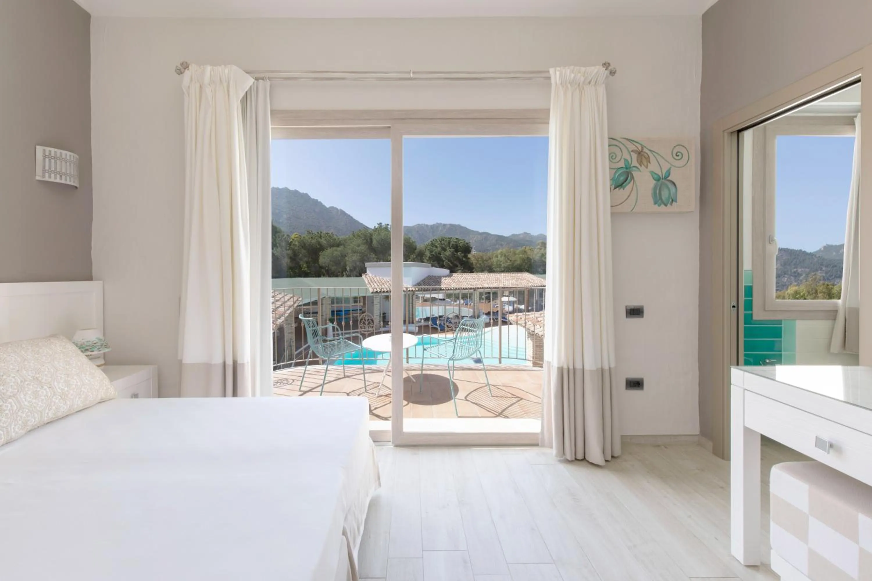 Bed in Eliantos Boutique Hotel & Spa