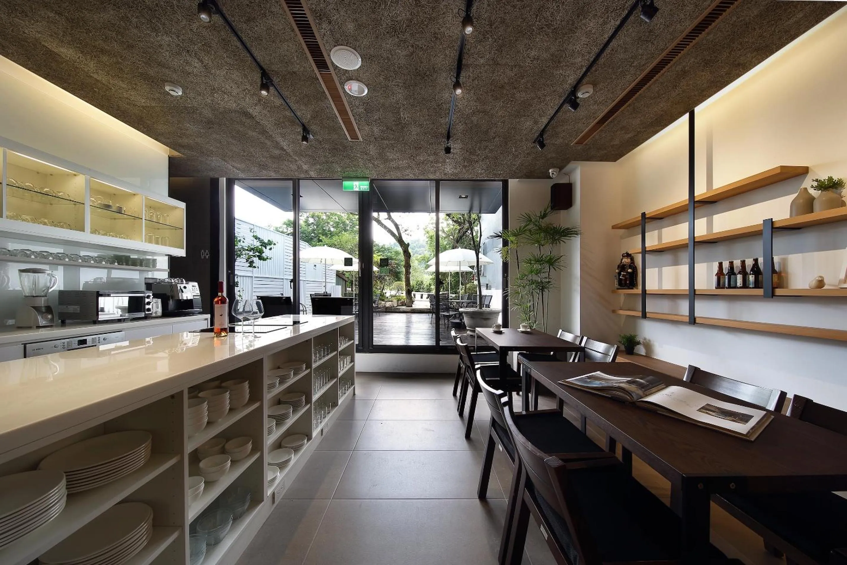 Restaurant/places to eat in Laurel Villa B&B