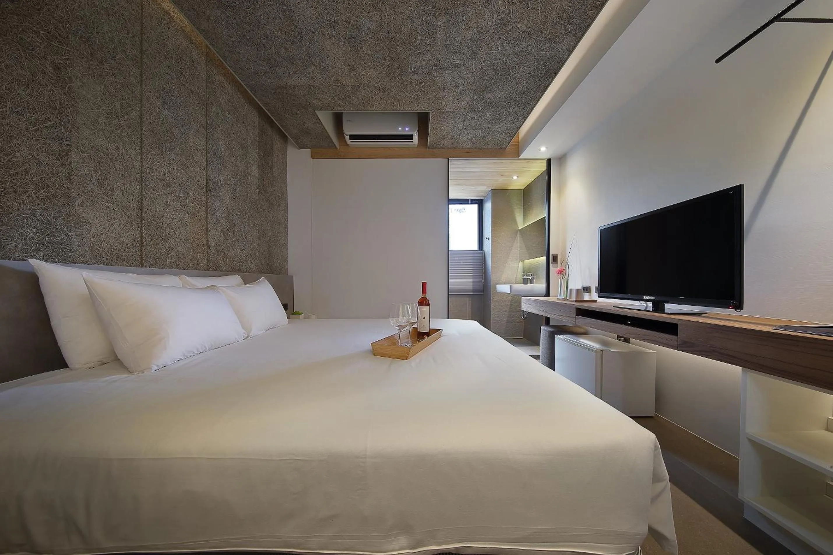 Bed in Laurel Villa B&B