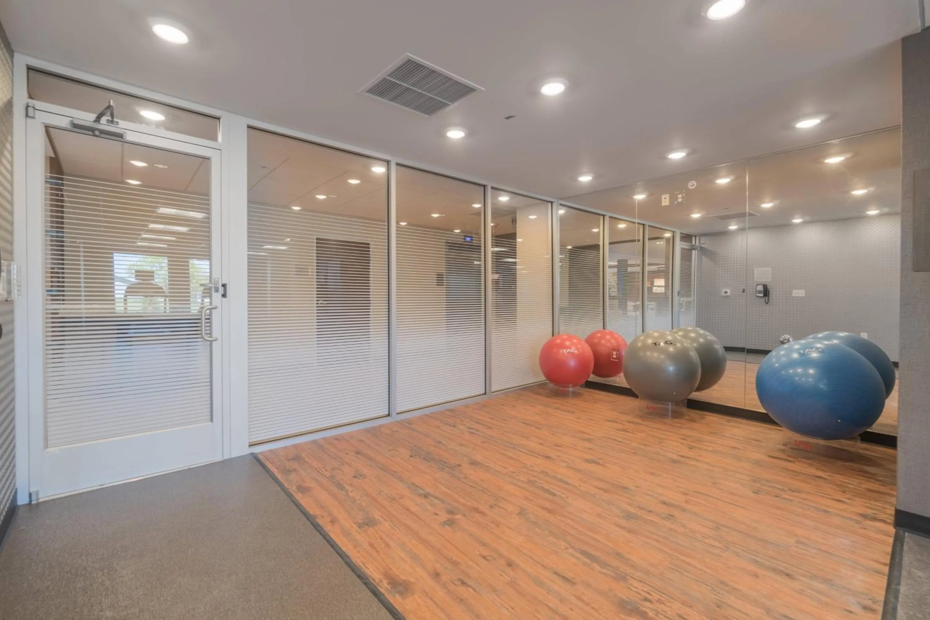 Fitness centre/facilities in Fairfield Inn & Suites by Marriott Gaylord