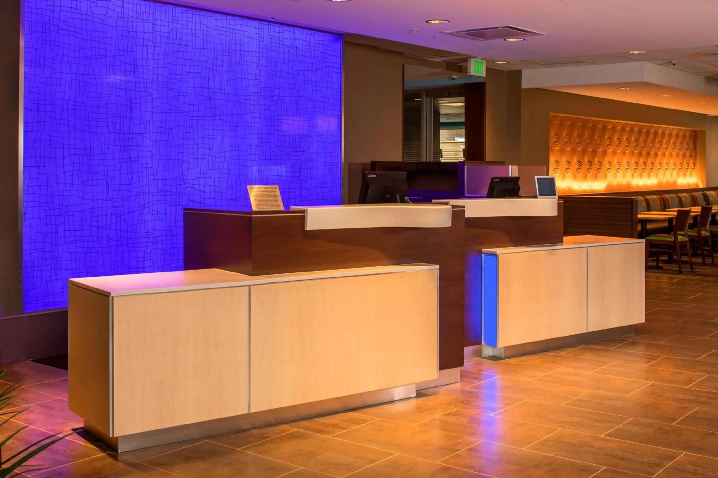 Lobby or reception in Fairfield Inn & Suites by Marriott Pittsburgh North/McCandless Crossing