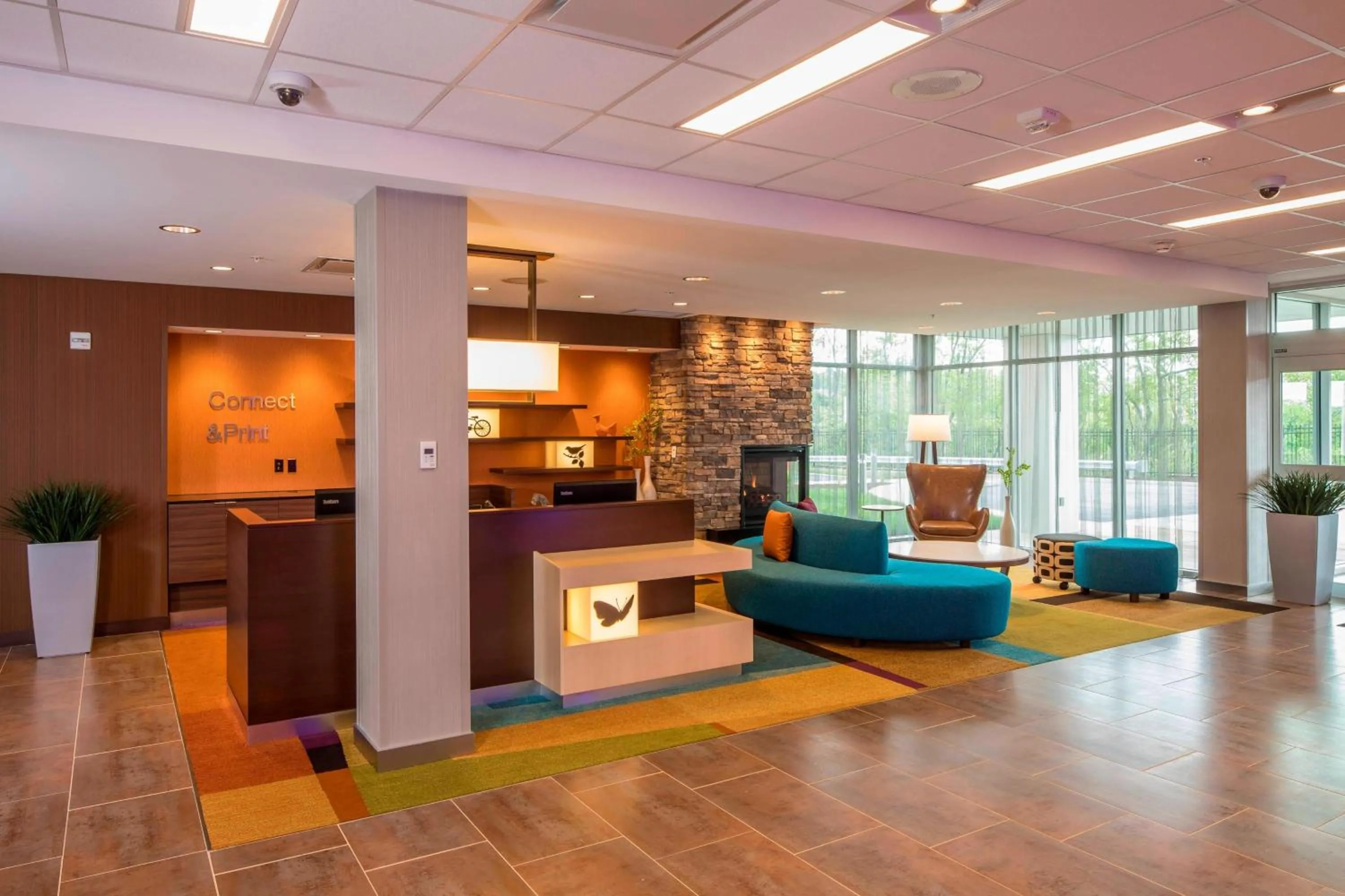 Lobby or reception in Fairfield Inn & Suites by Marriott Pittsburgh North/McCandless Crossing