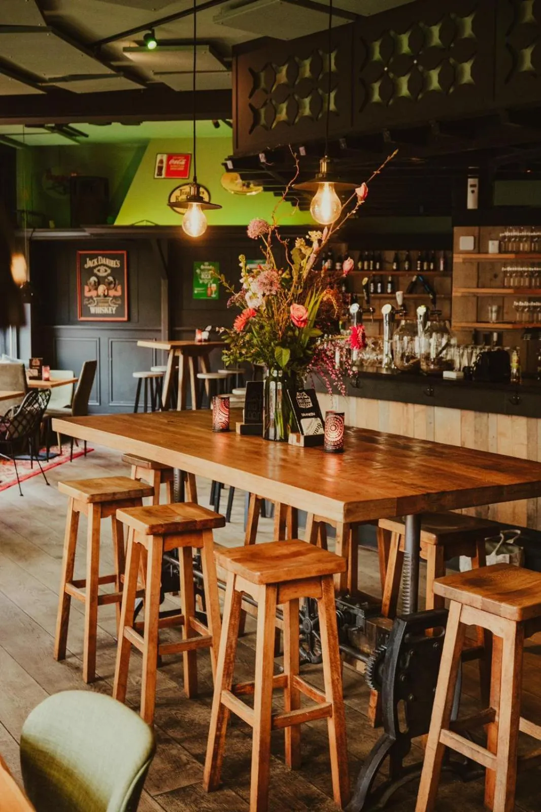 Property building in cafe 't Vonderke