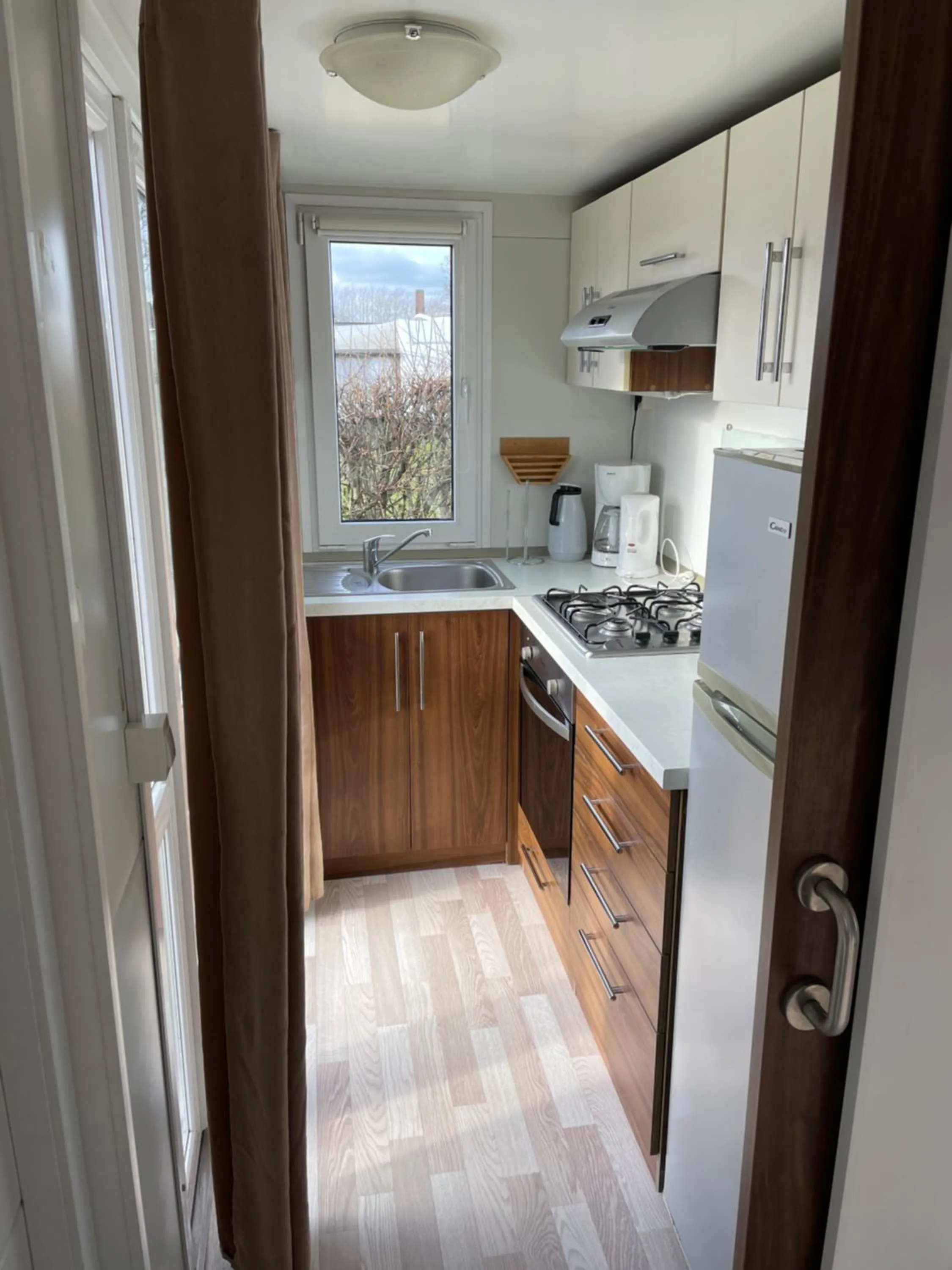 Kitchen or kitchenette in Vorbasse camping
