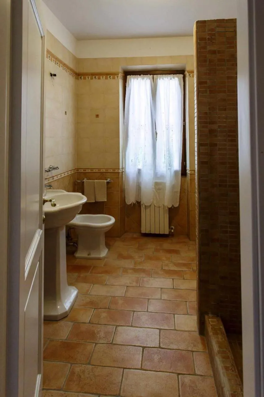 Bathroom in Villa Niccoli
