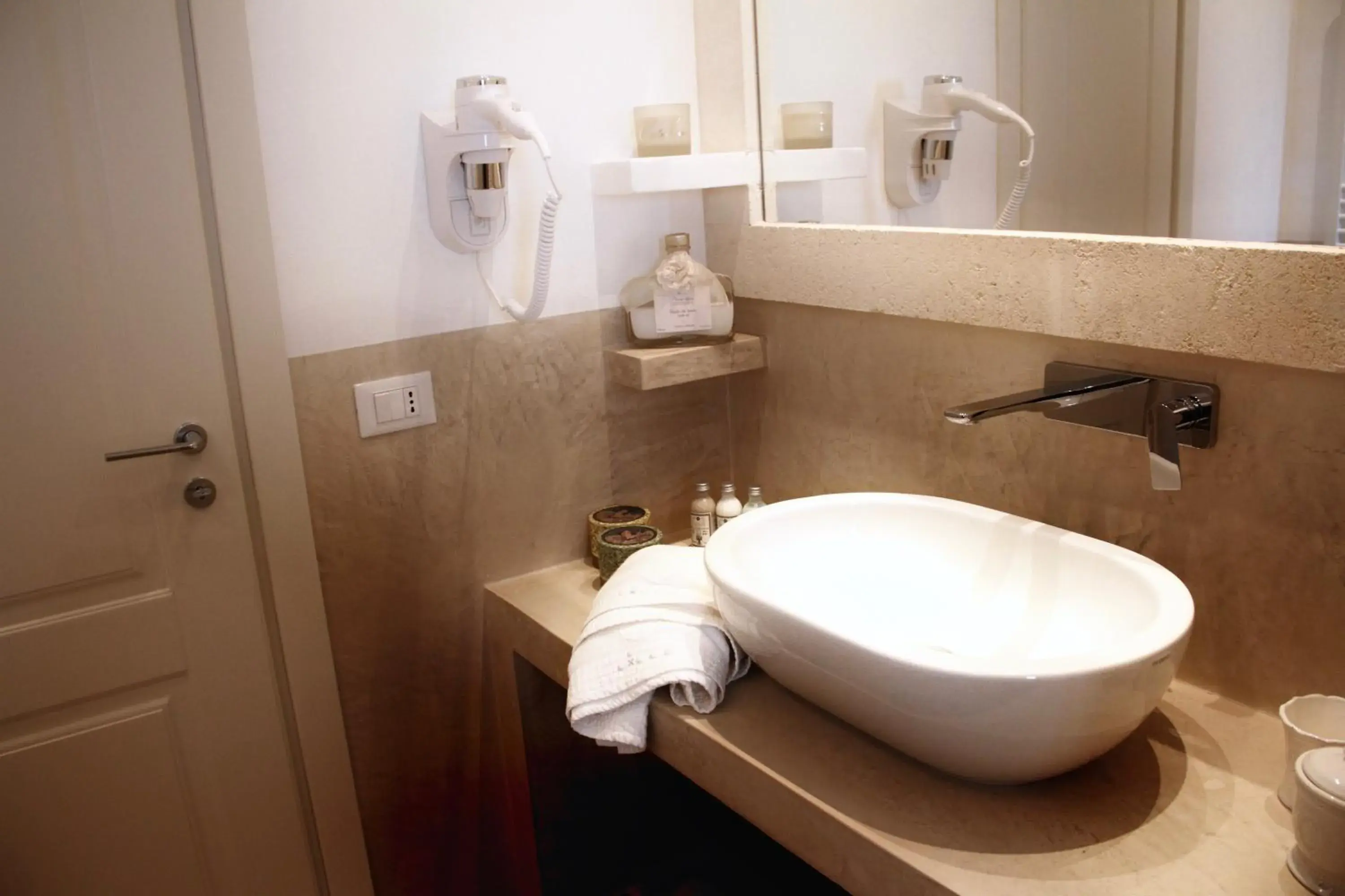 Deluxe Room - single occupancy in Masseriola Antiche Fogge by Apulia Hospitality Deluxe Room - single occupancy in Masseriola Antiche Fogge by Apulia Hospitality