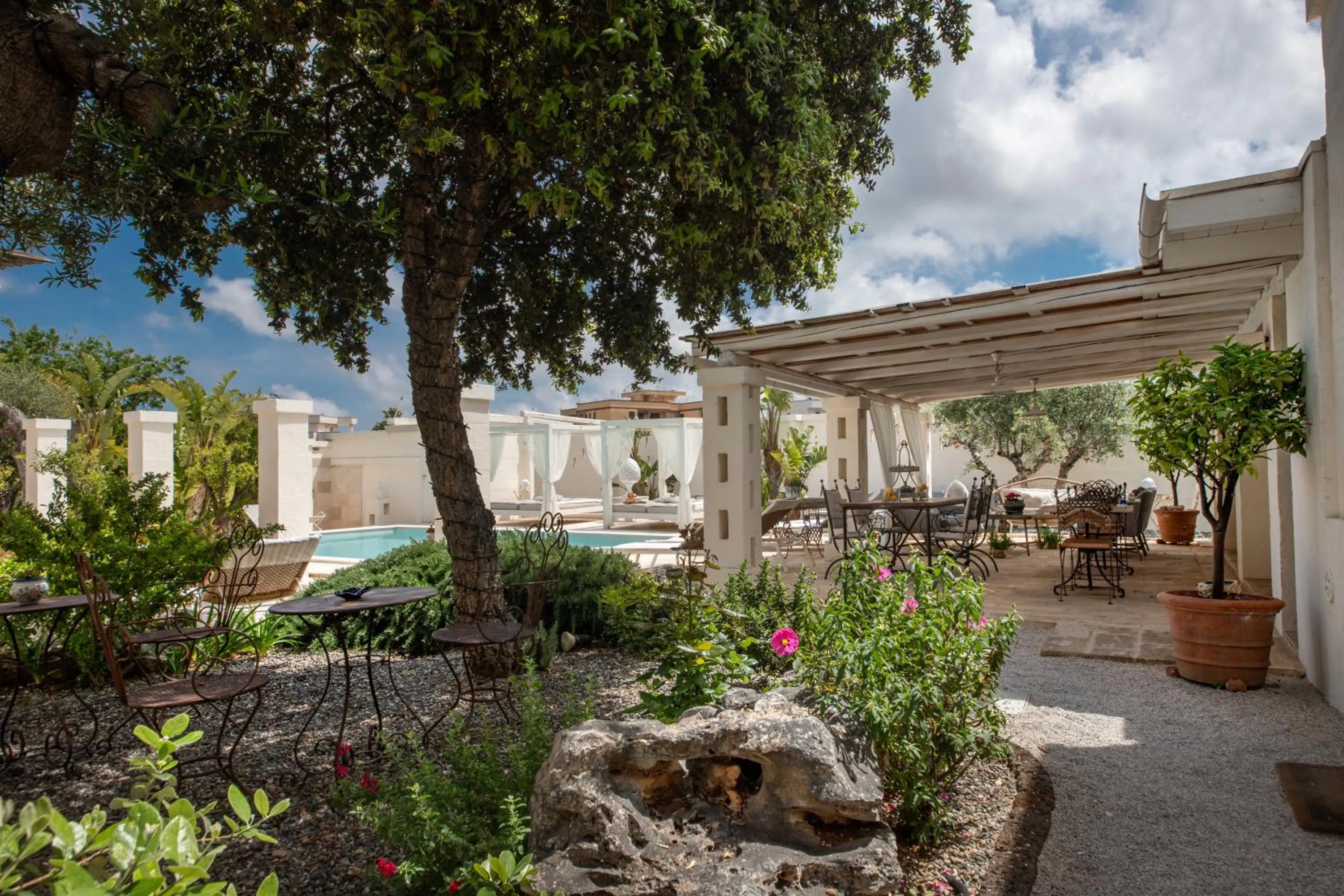 Patio in Masseriola Antiche Fogge by Apulia Hospitality
