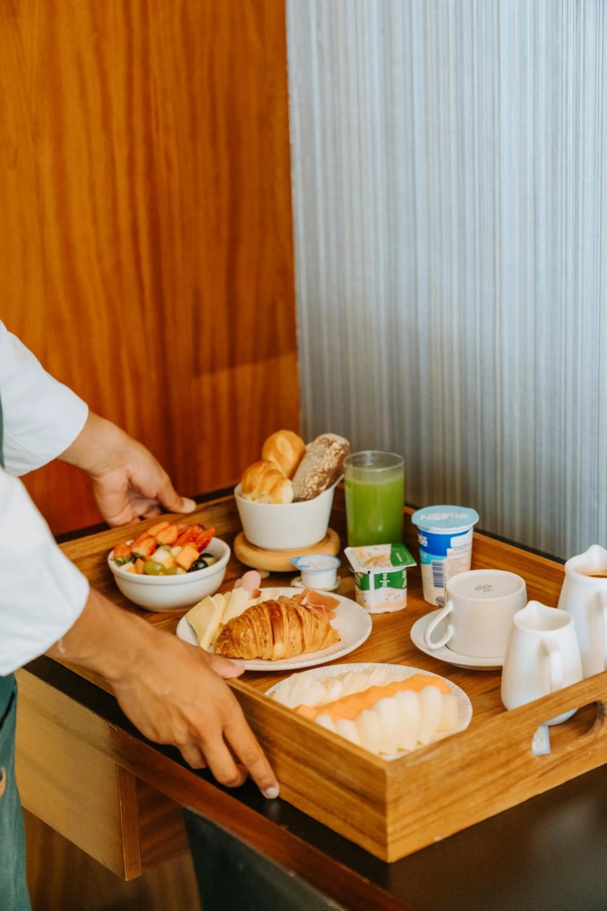 room service in Promenade Palladium Leblon