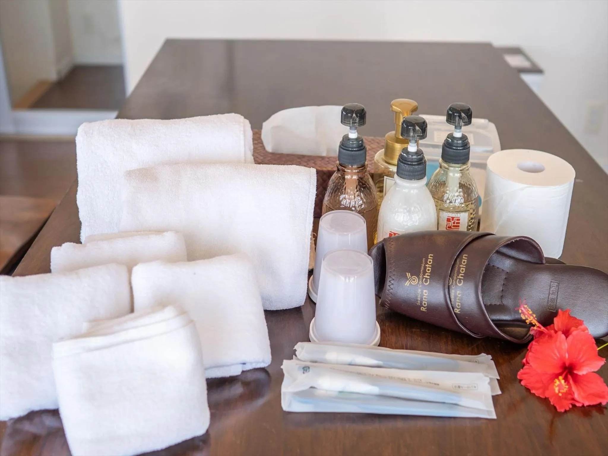 Photo of the whole room in Seaside Condominium Rana Chatan