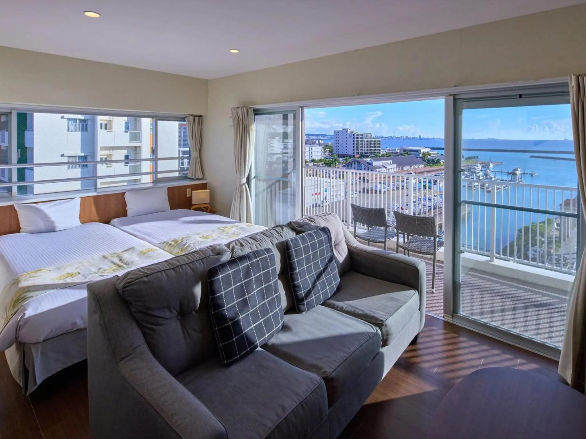 Photo of the whole room, Bed in Seaside Condominium Rana Chatan