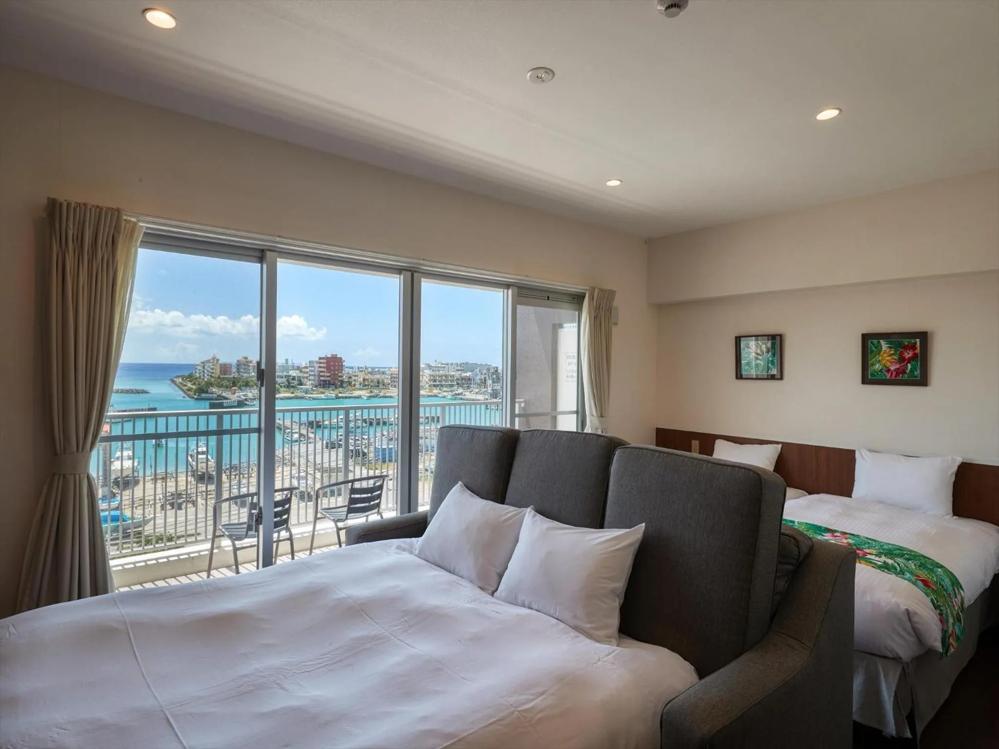 Bed in Seaside Condominium Rana Chatan