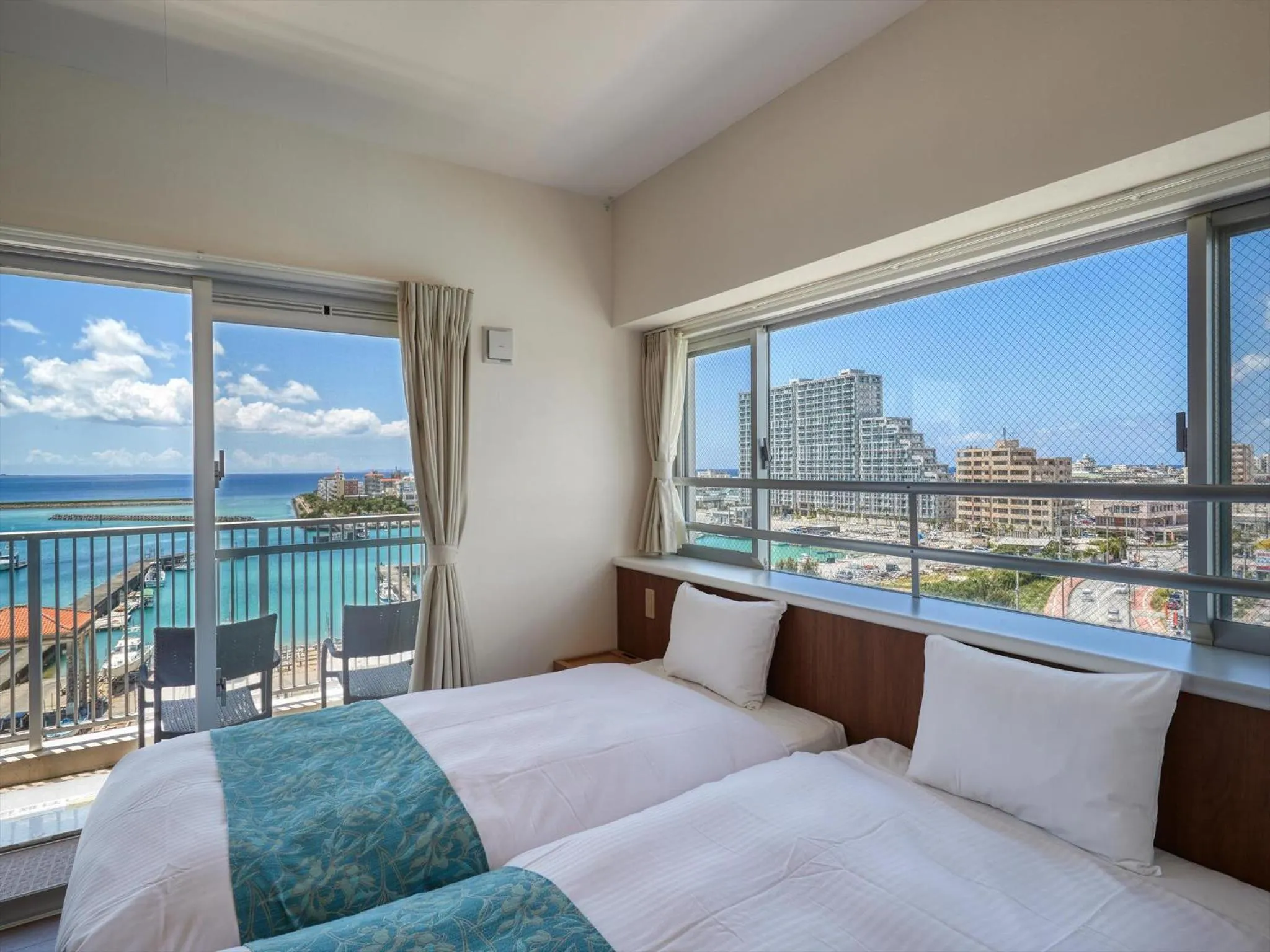 Bed in Seaside Condominium Rana Chatan