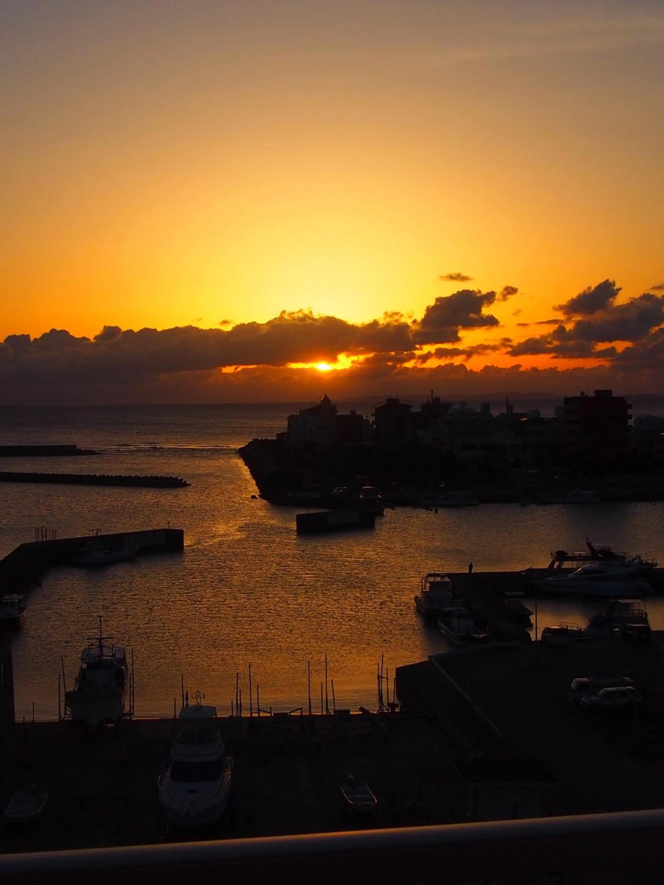 Sea view in Seaside Condominium Rana Chatan