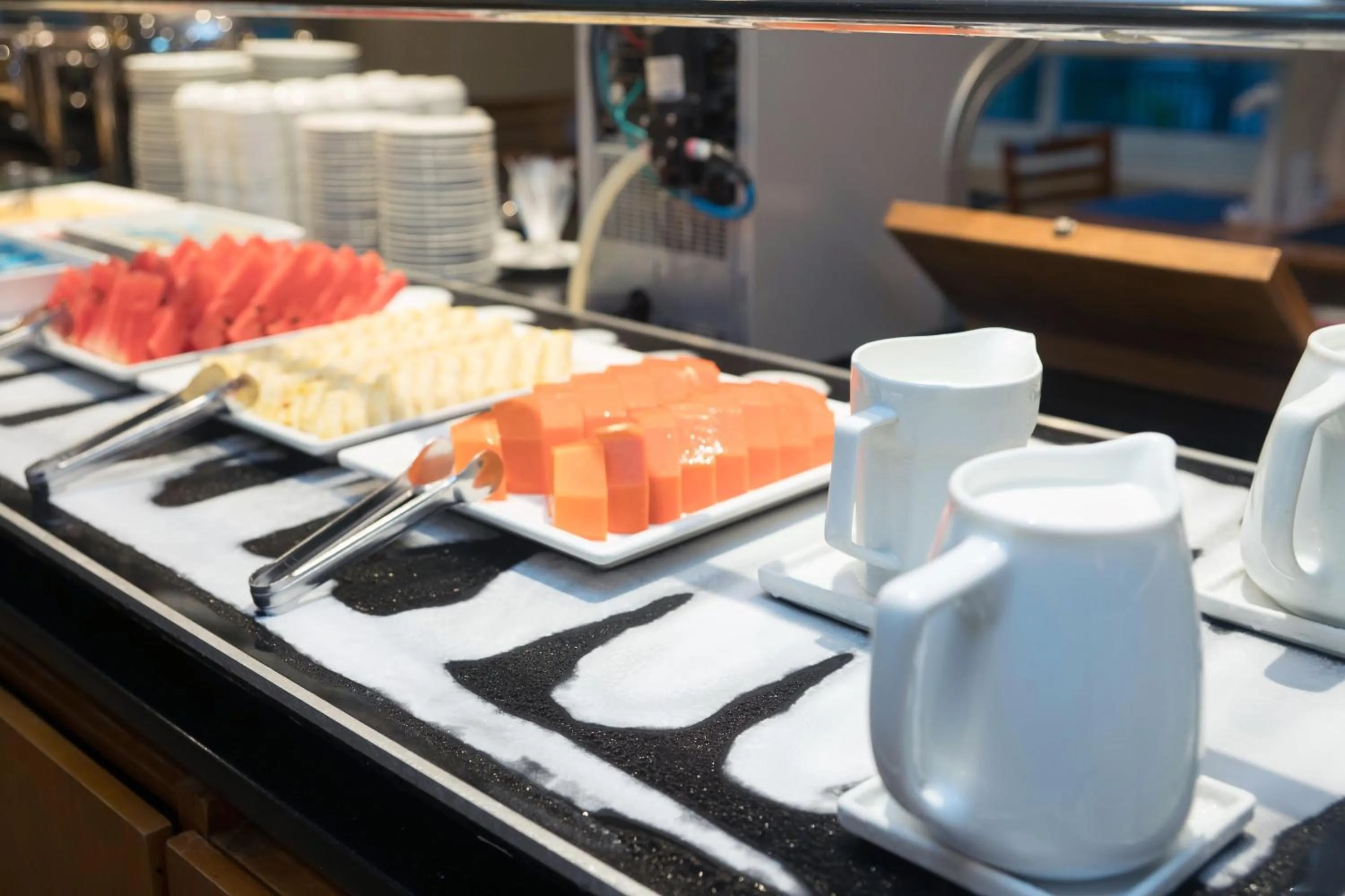 Food in Plaza Rio Residences - Barra First