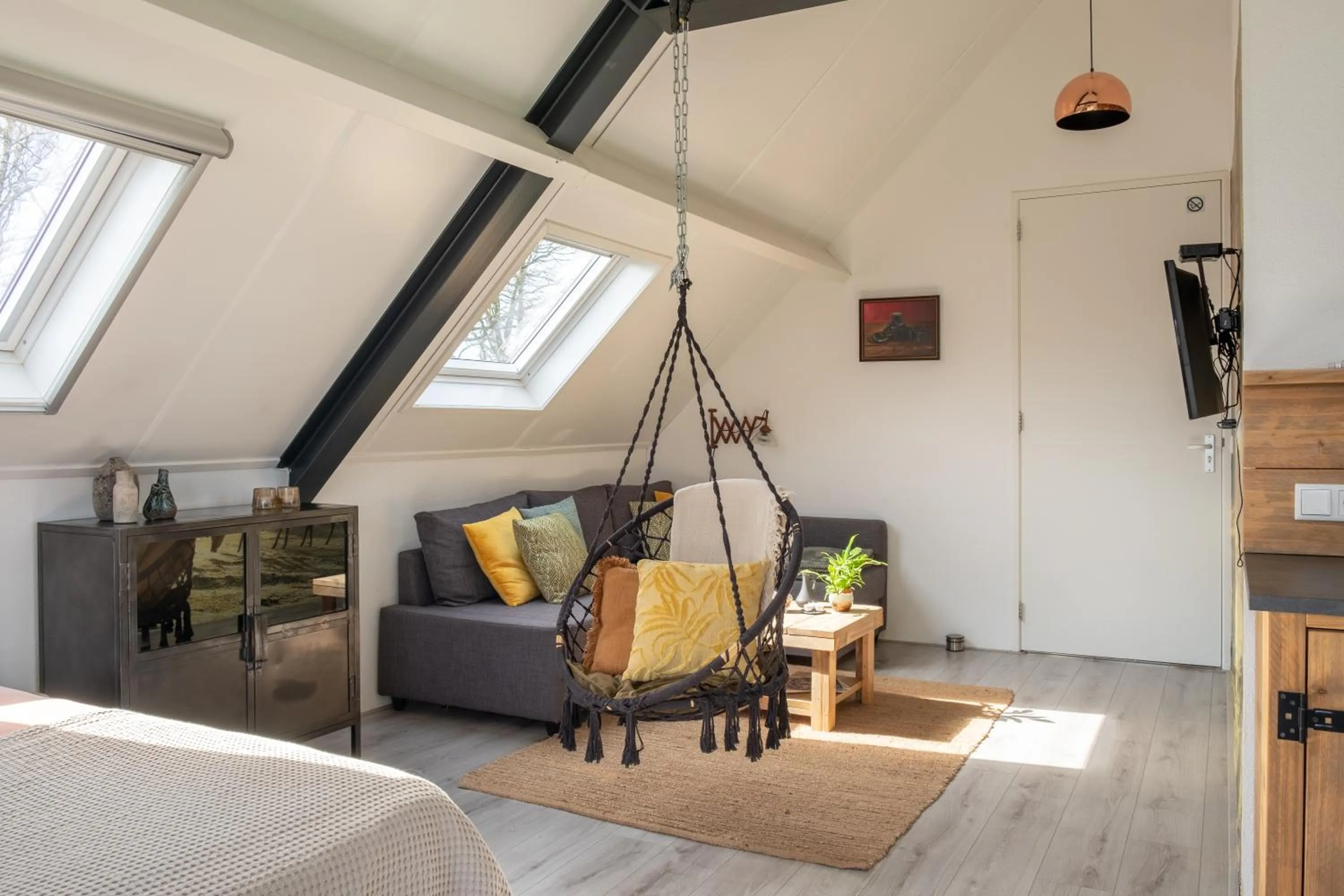 Photo of the whole room, Bed in B&B De Achterdiek