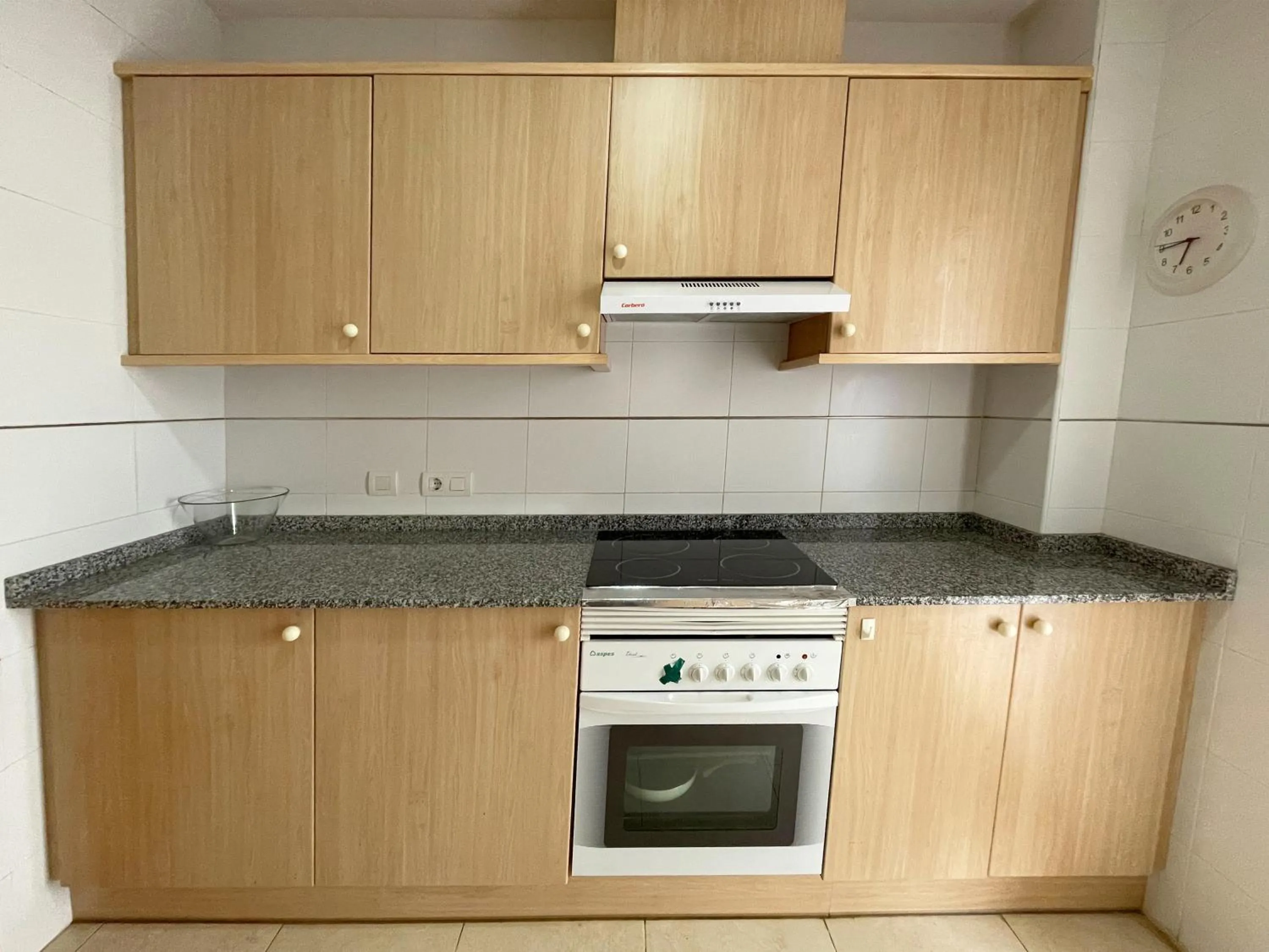 Kitchen or kitchenette in Apartamentos Los Almendros 3000