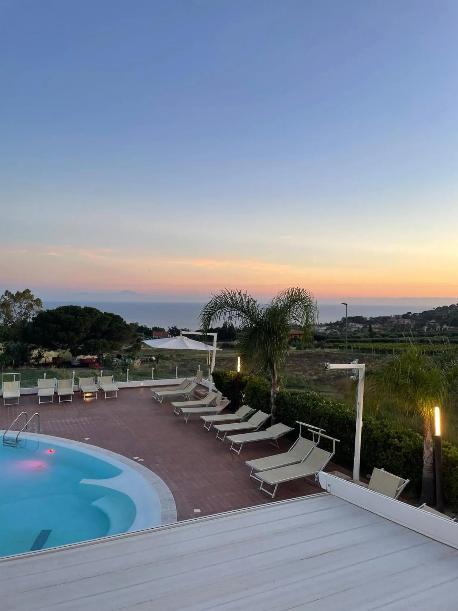 City view in LUZIA AGRIRESORT - Piscina Idromassaggio con Vista Mare Aperta fino alle ore 23-00