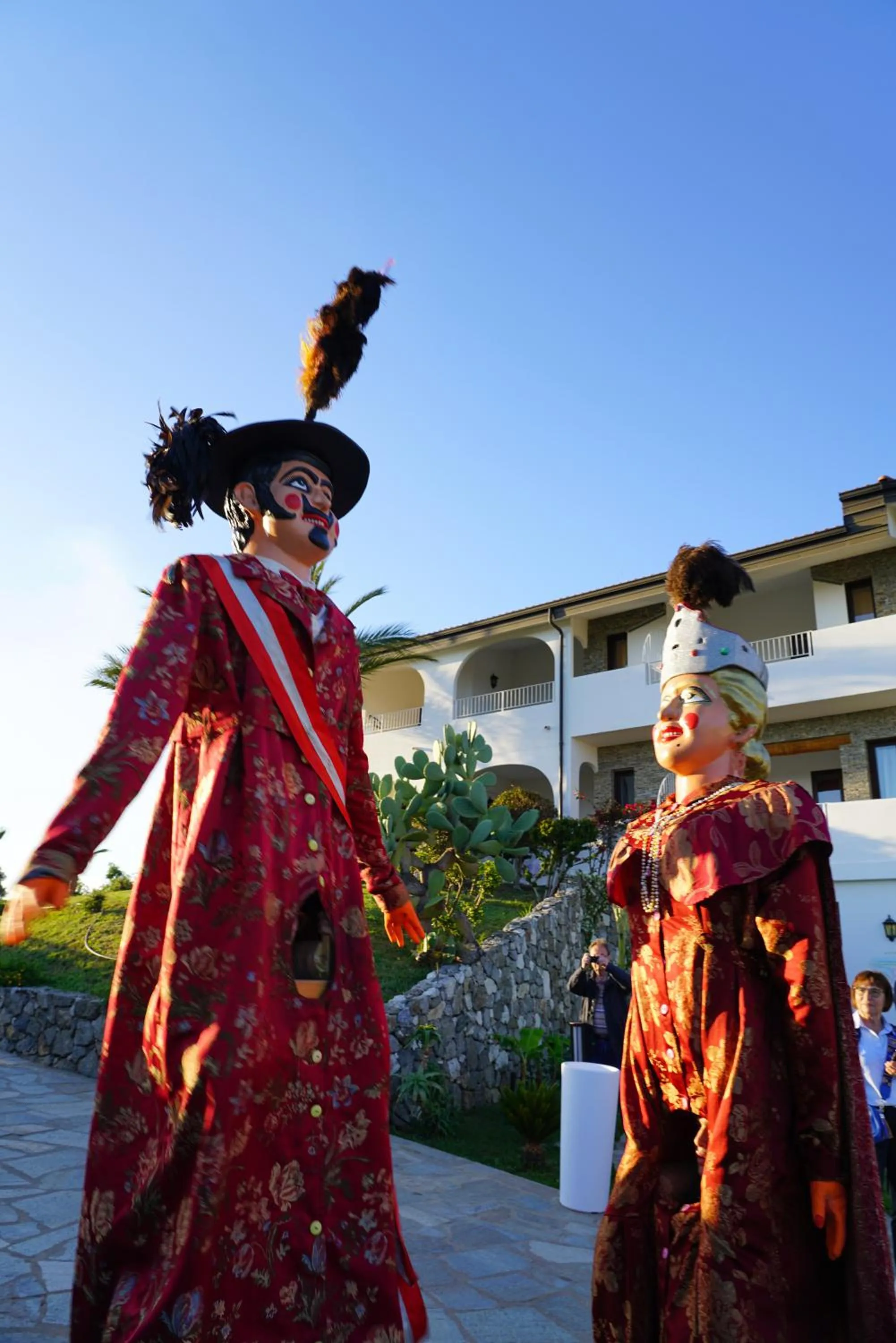 group of guests in LUZIA AGRIRESORT - Piscina Idromassaggio con Vista Mare Aperta fino alle ore 23-00