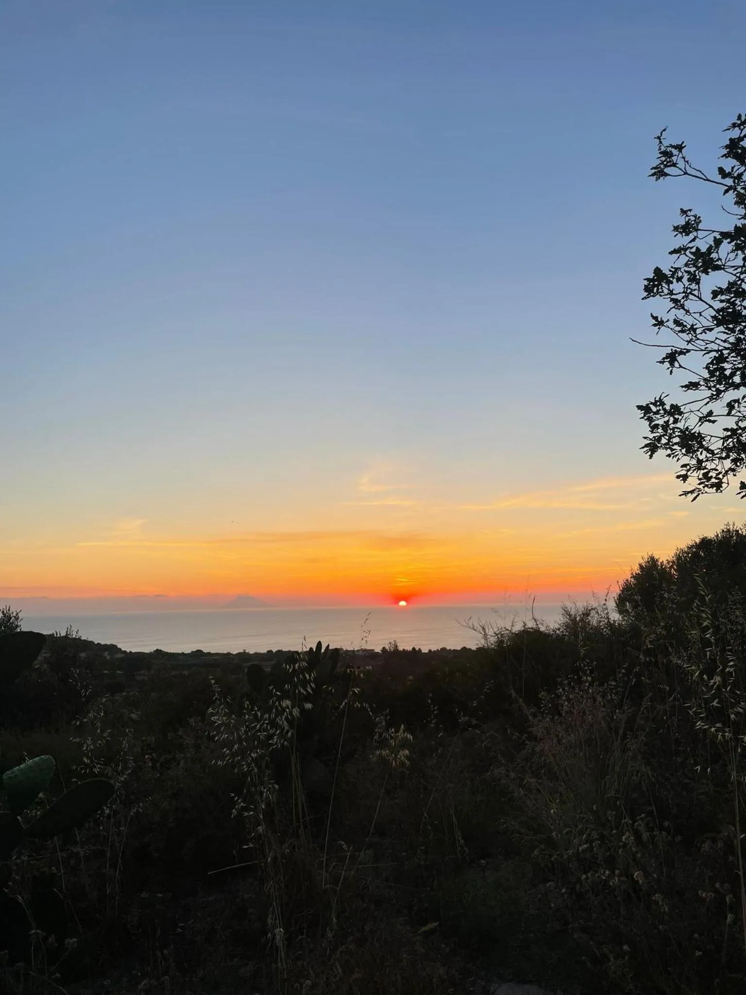 City view in LUZIA AGRIRESORT - Piscina Idromassaggio con Vista Mare Aperta fino alle ore 23-00
