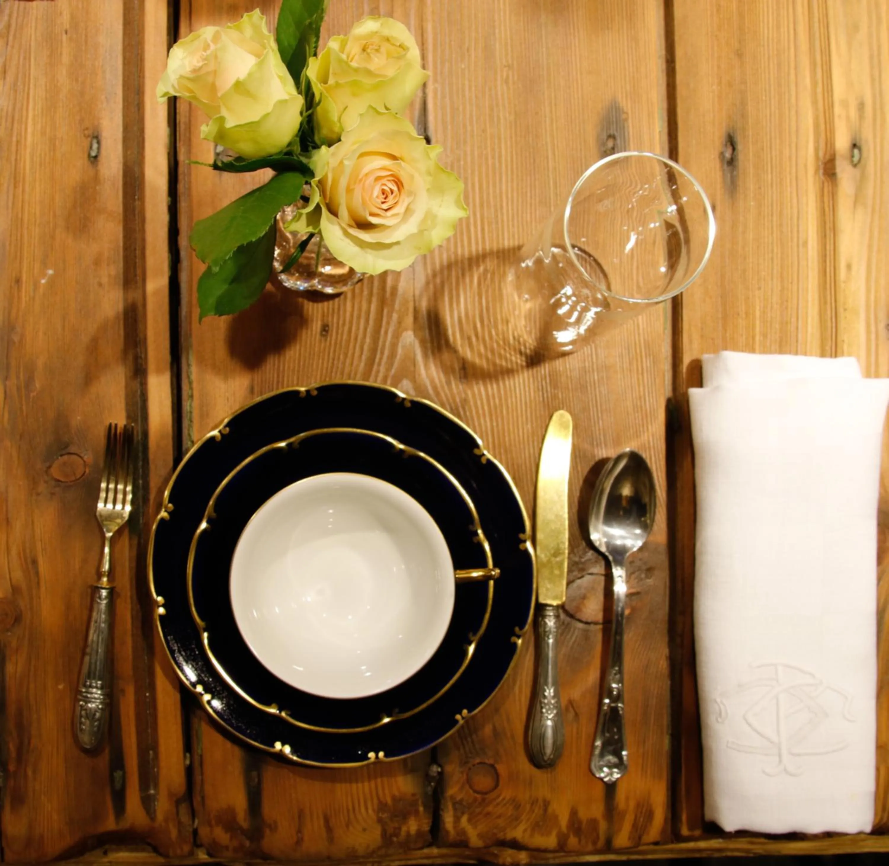 Decorative detail in Palazzo Albricci Peregrini