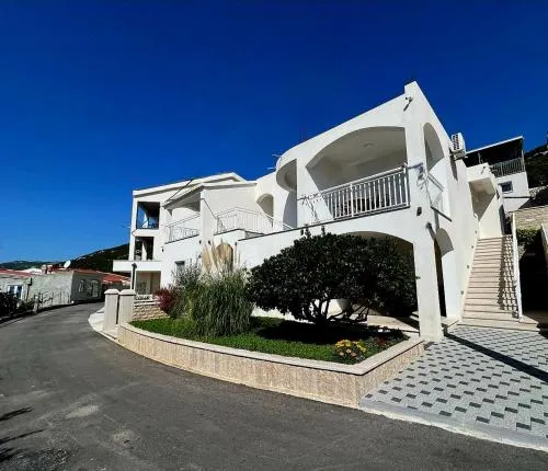 Apartments Obad