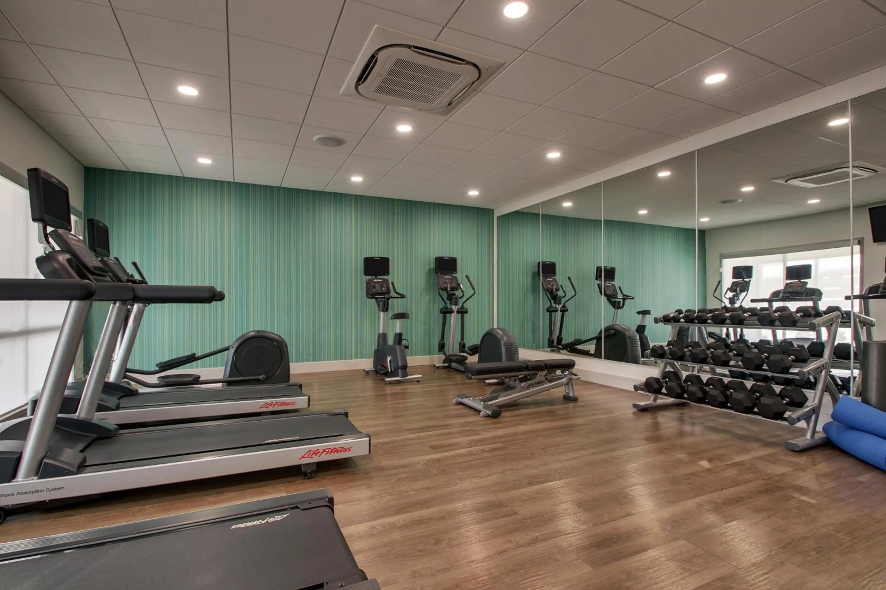 Spa and wellness centre/facilities in Holiday Inn Express & Suites - Mount Vernon by IHG
