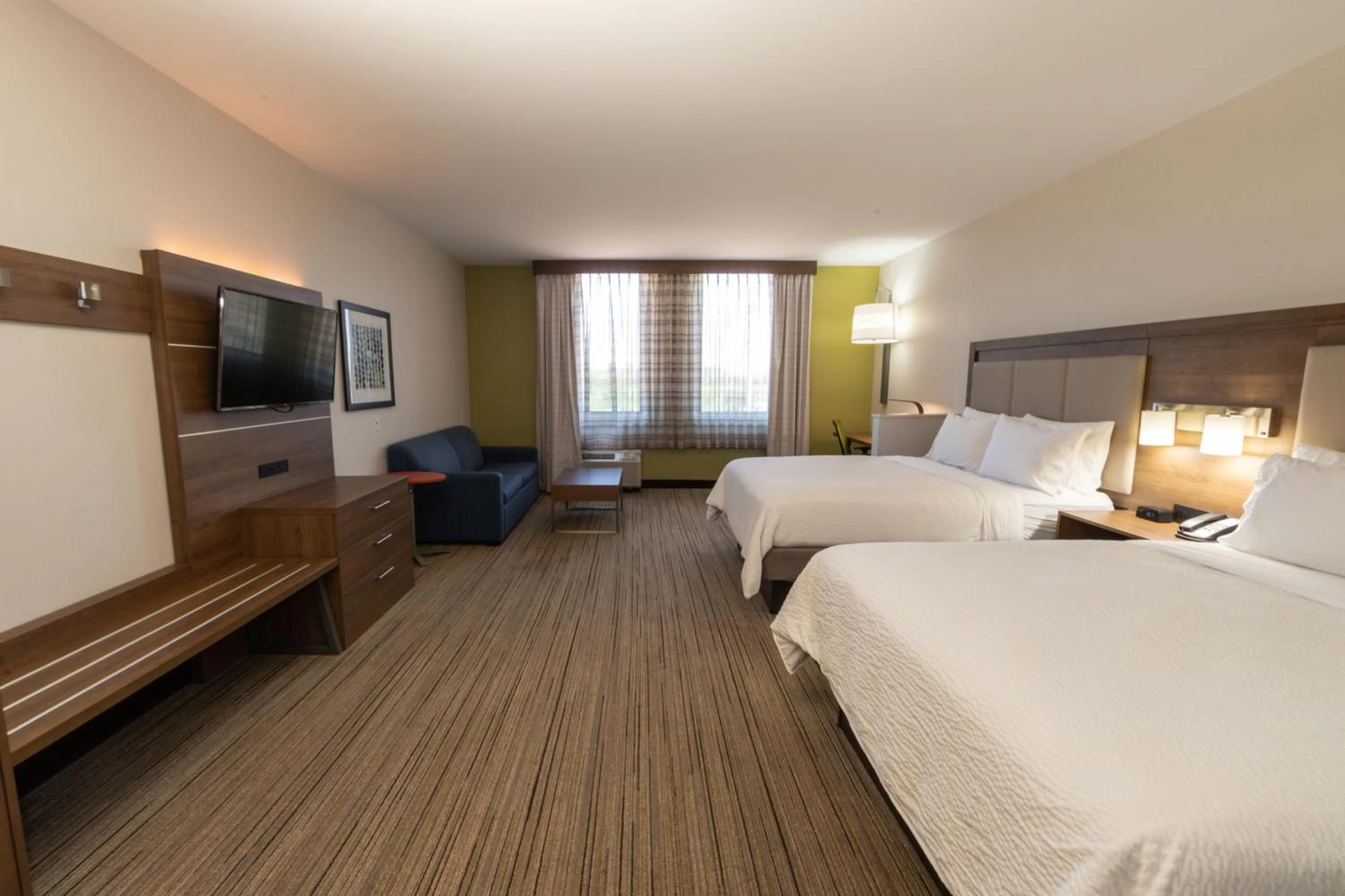 Bed in Holiday Inn Express - Grand Island by IHG