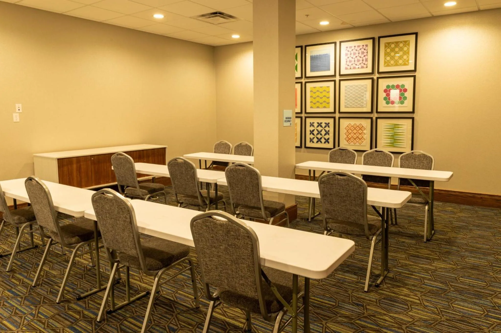 Meeting/conference room in Holiday Inn Express - Grand Island by IHG