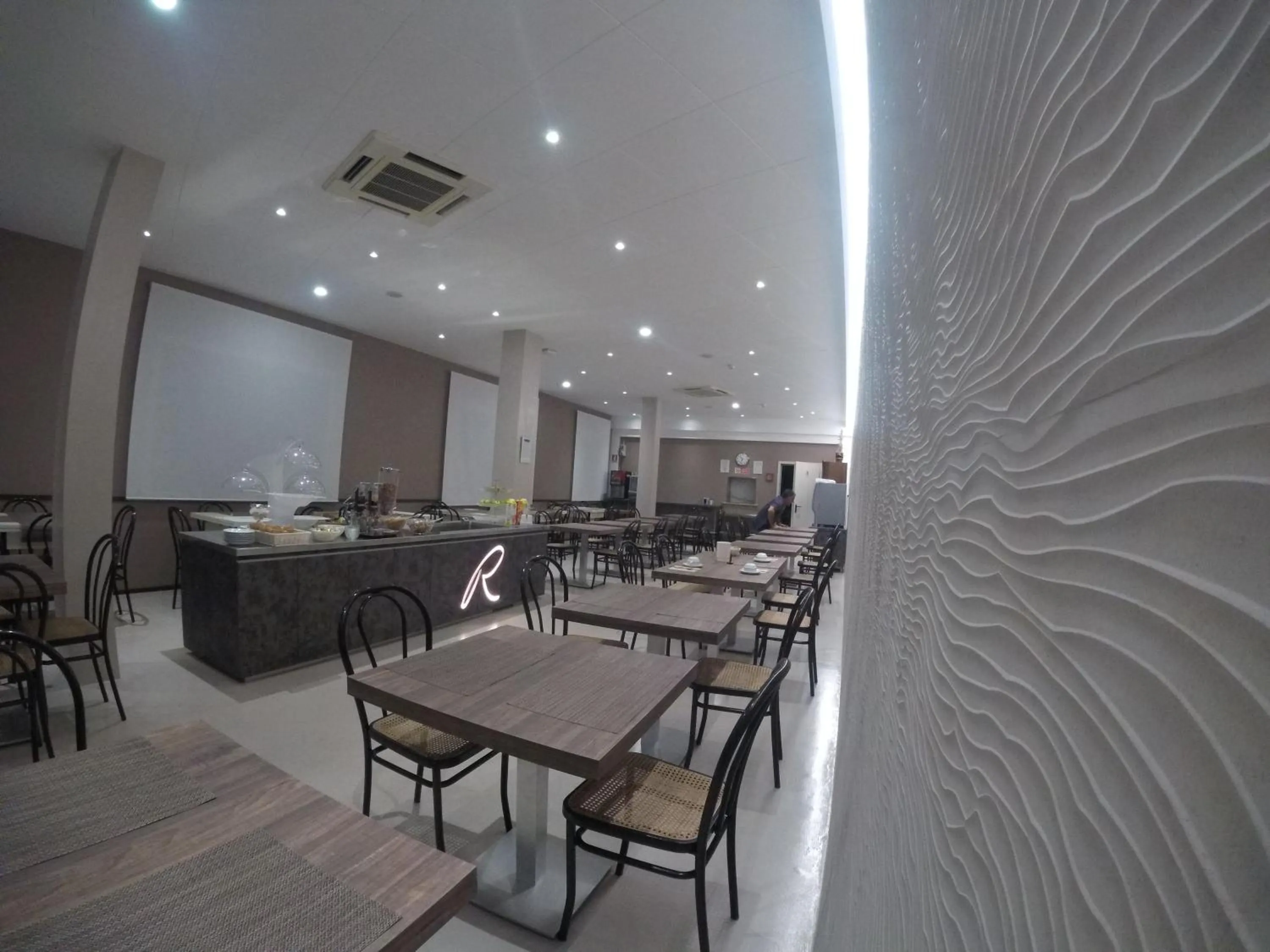 Restaurant/places to eat in Hotel Ricci