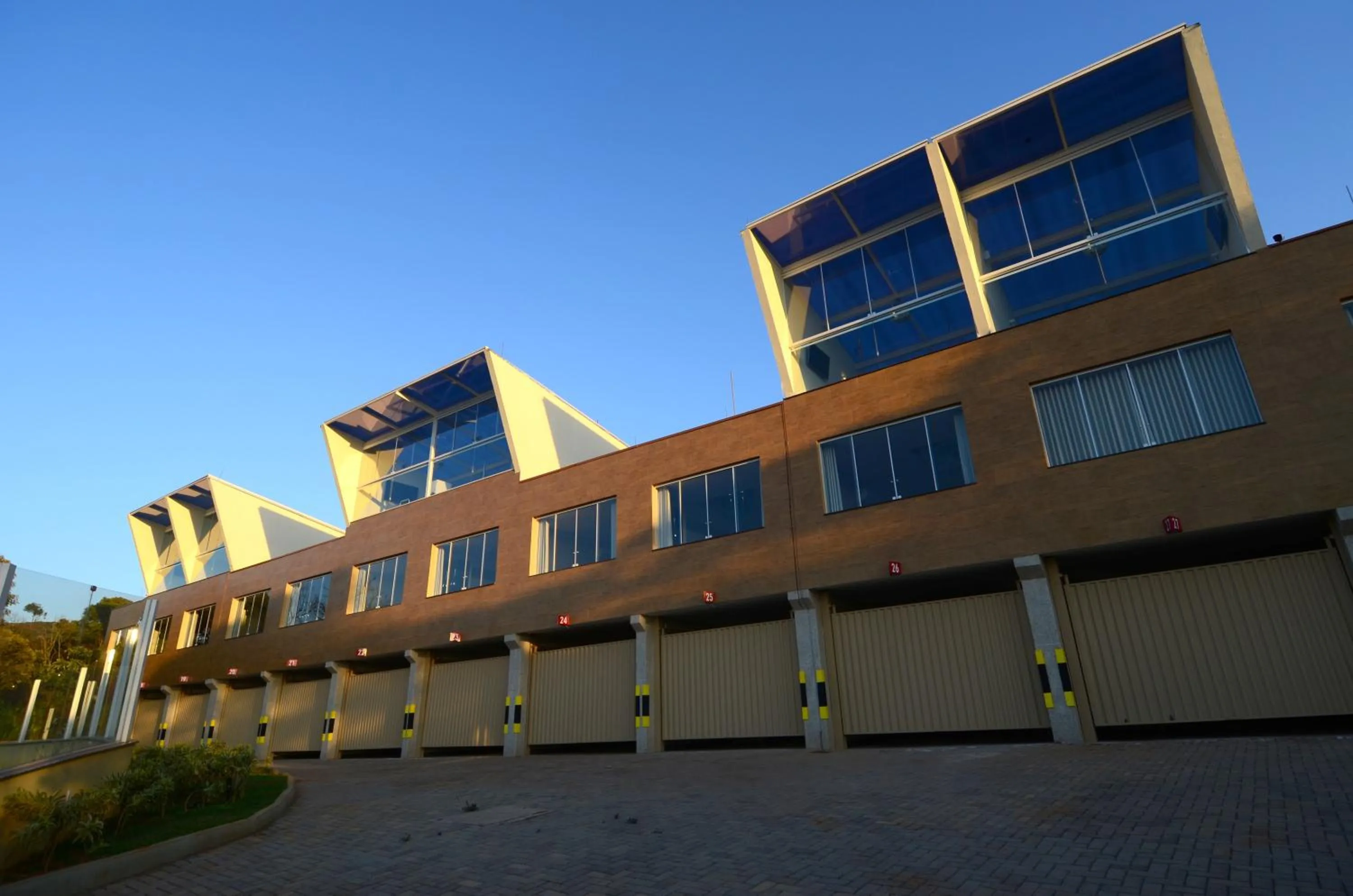 Property building in Le Ville