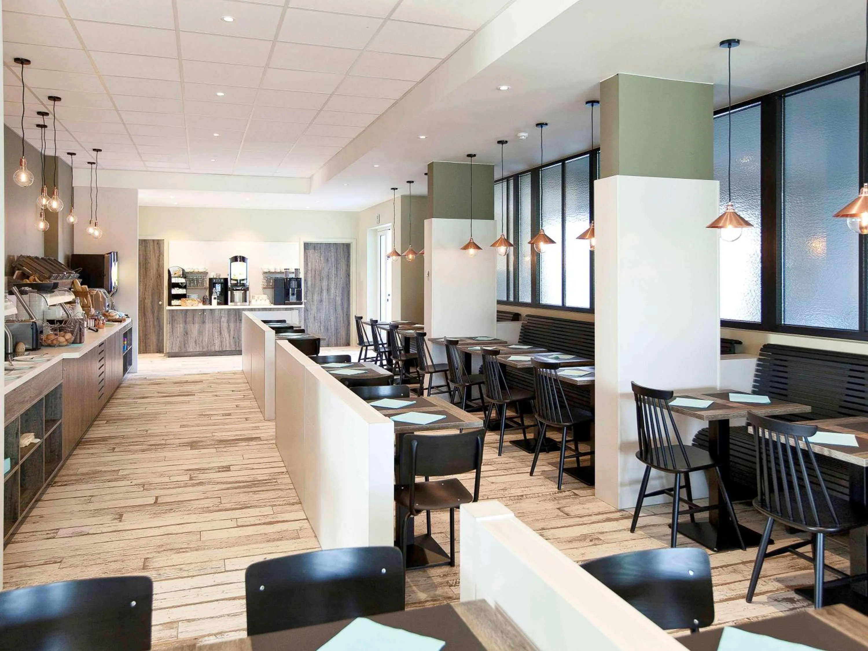 Lounge or bar in ibis Styles Nieuwpoort