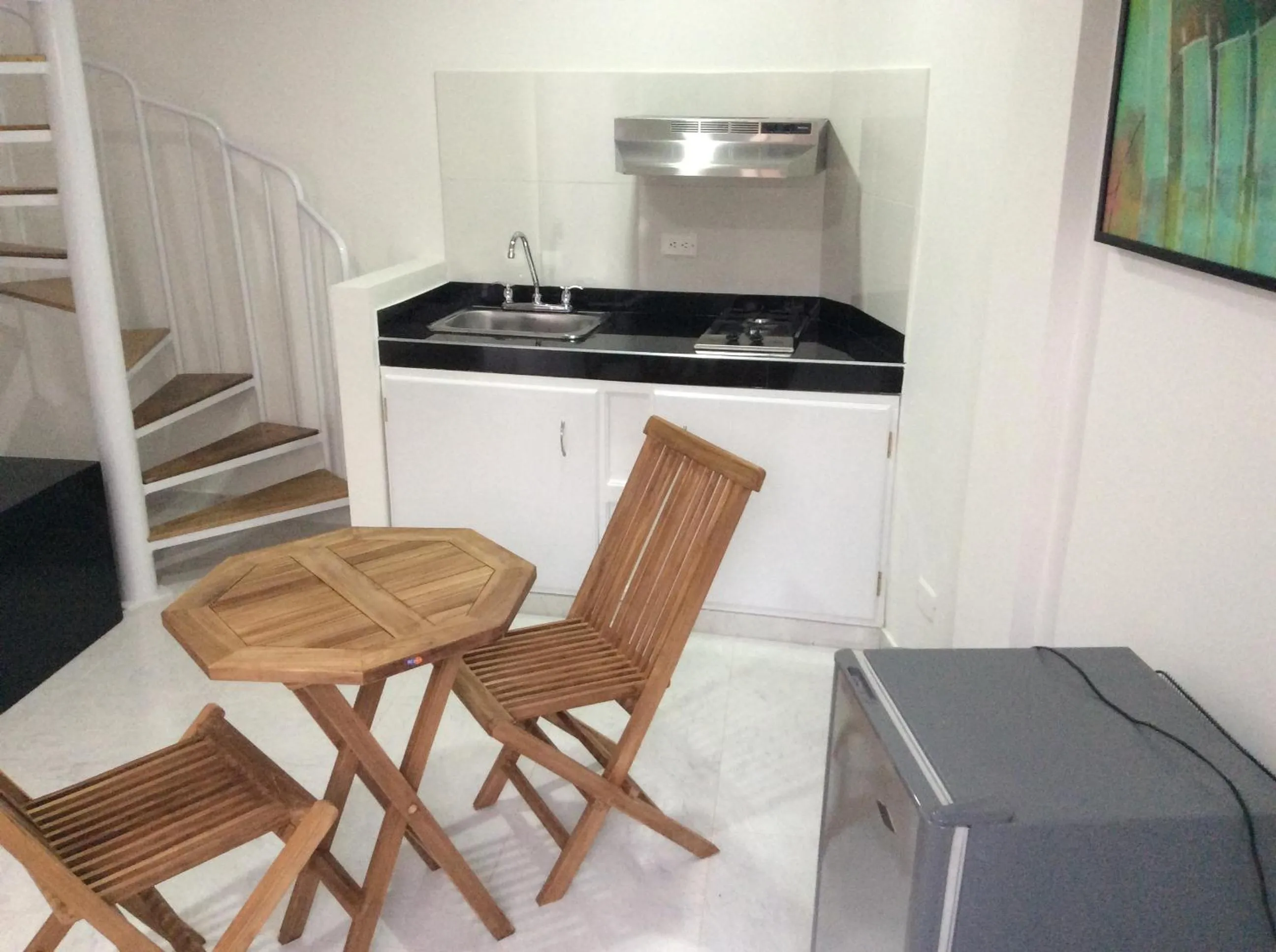 Kitchen or kitchenette in Red Ground Village