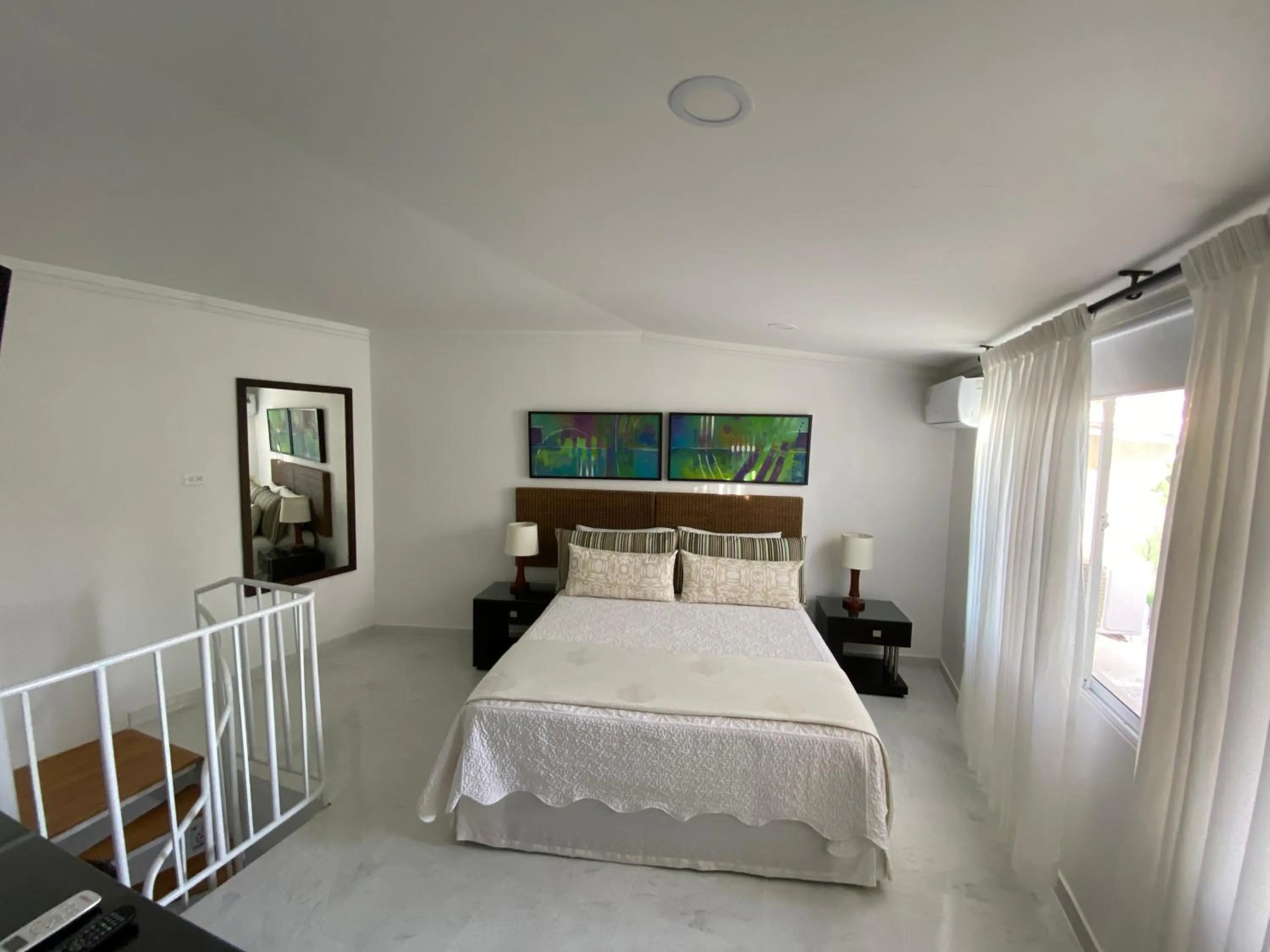 Photo of the whole room, Bed in Red Ground Village