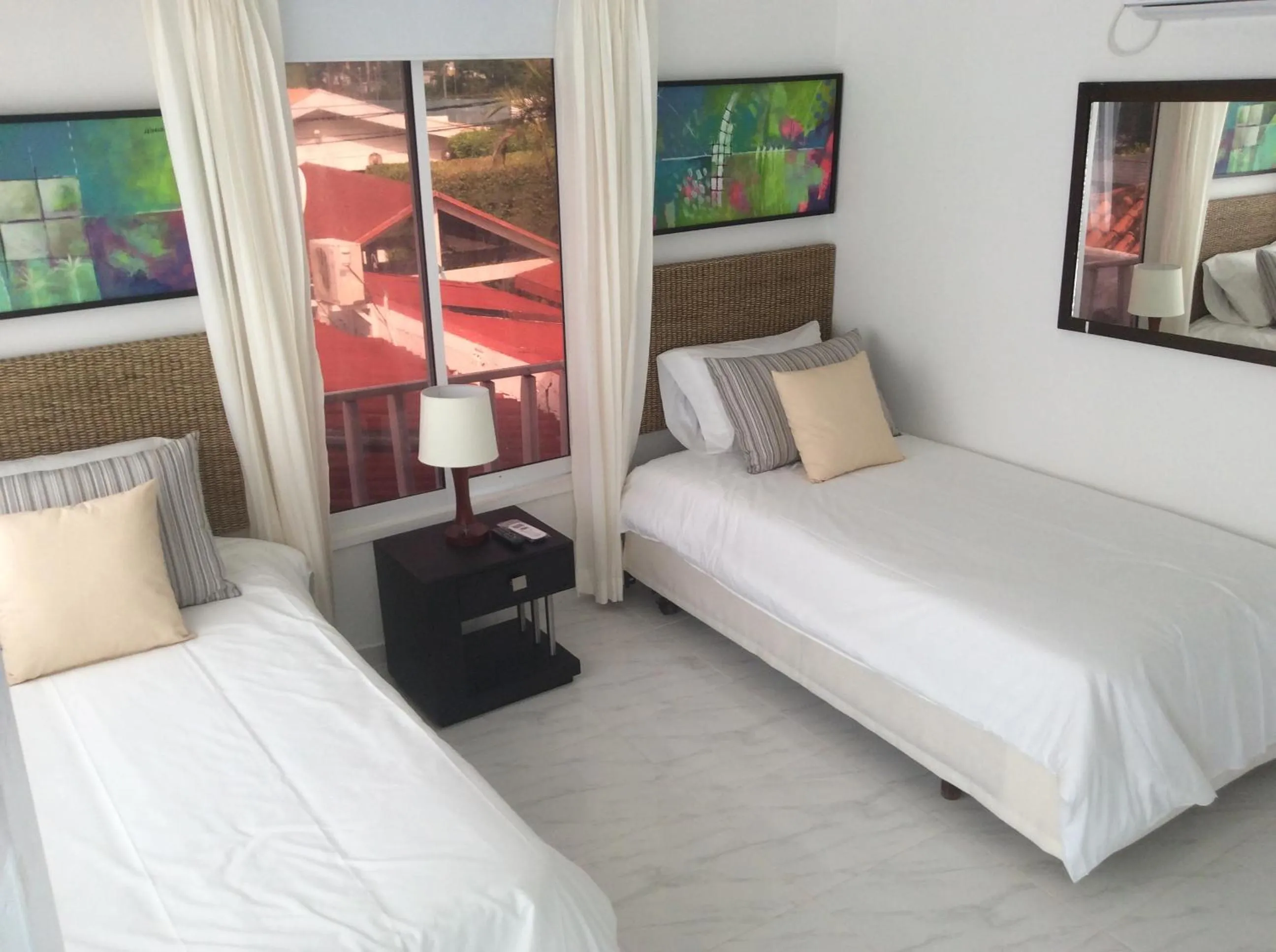 Photo of the whole room, Bed in Red Ground Village