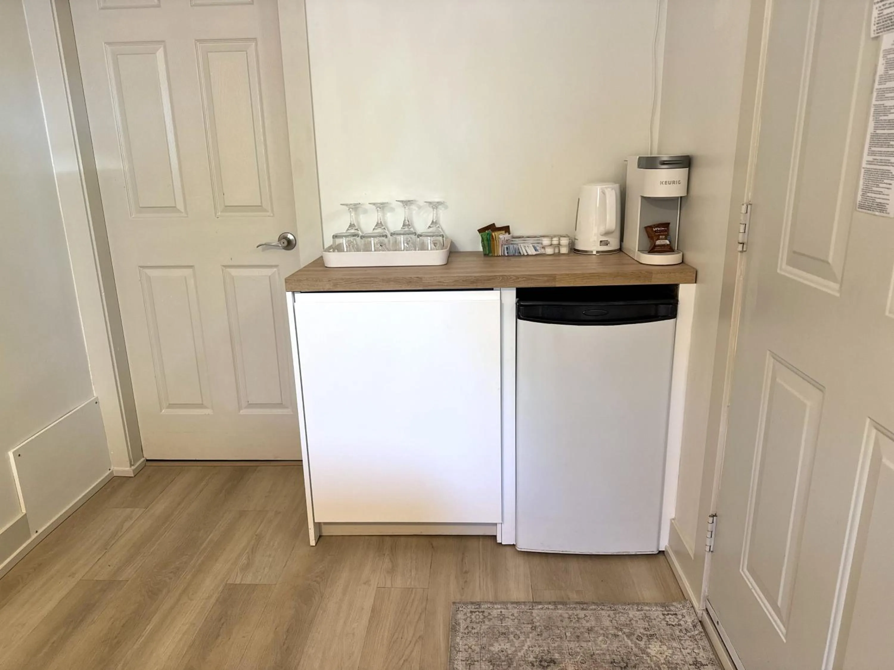 Kitchen or kitchenette in Lakeside Villa & Nordic Spa