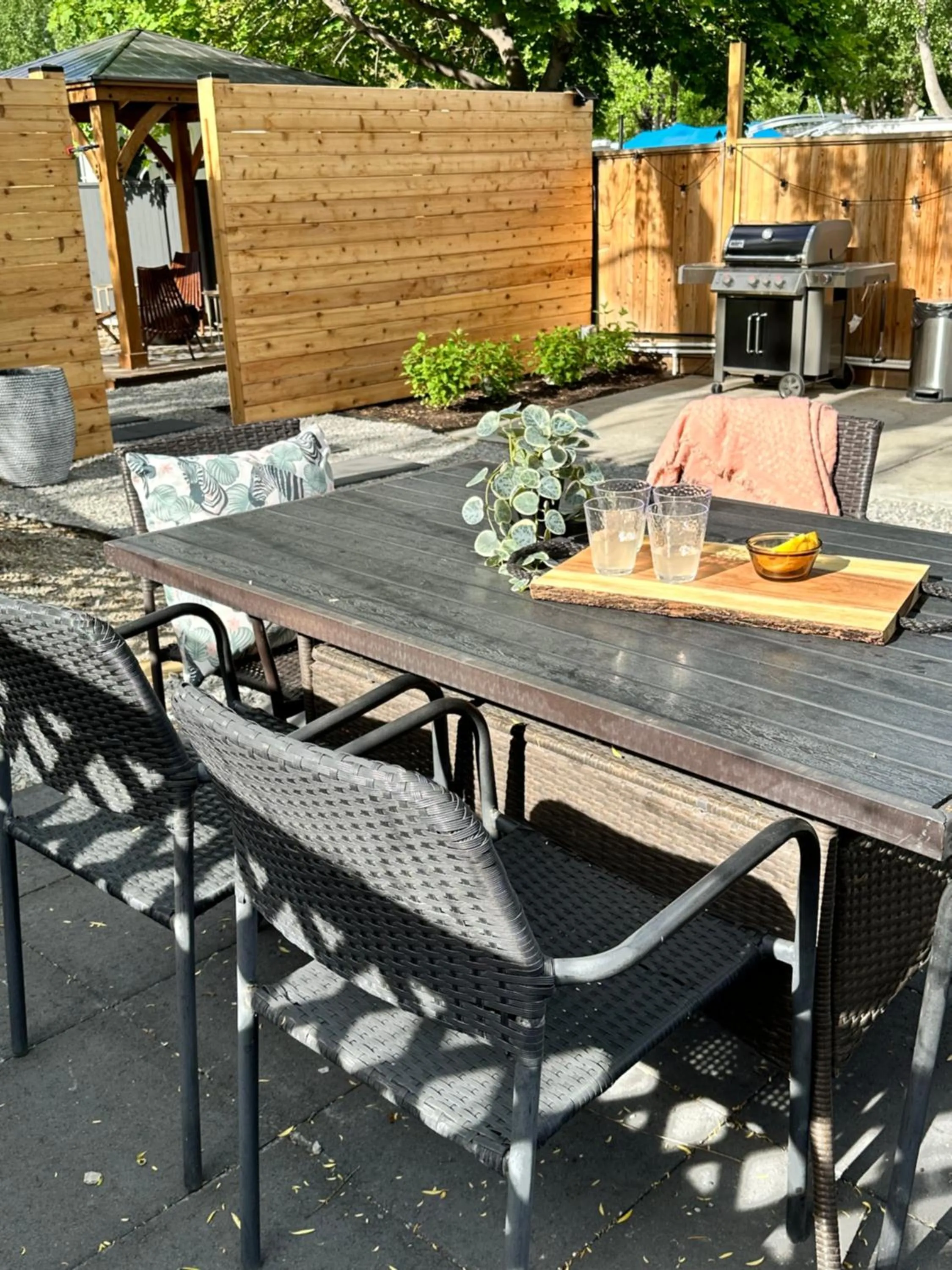 BBQ facilities in Lakeside Villa & Nordic Spa