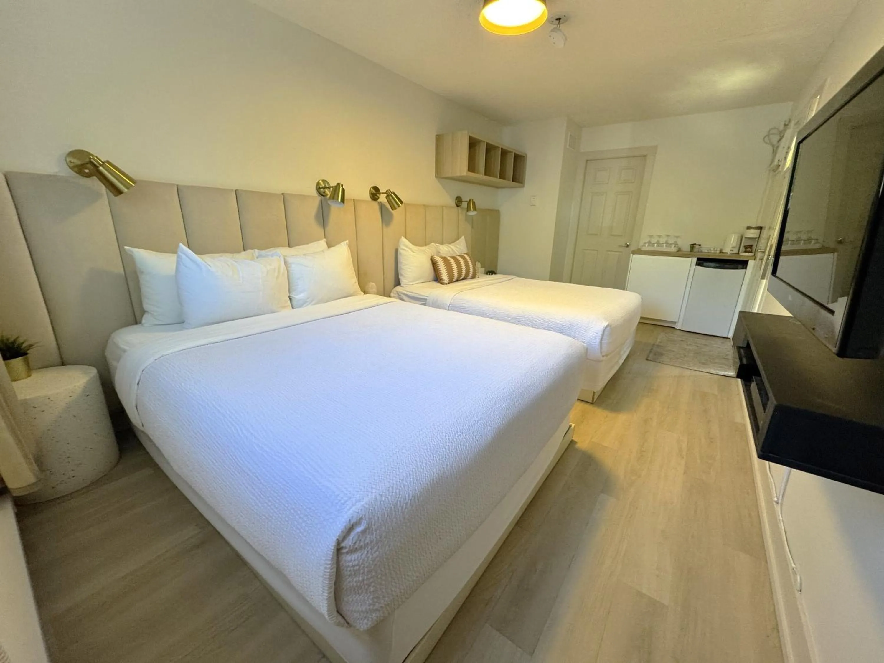 Bedroom, Bed in Lakeside Villa & Nordic Spa