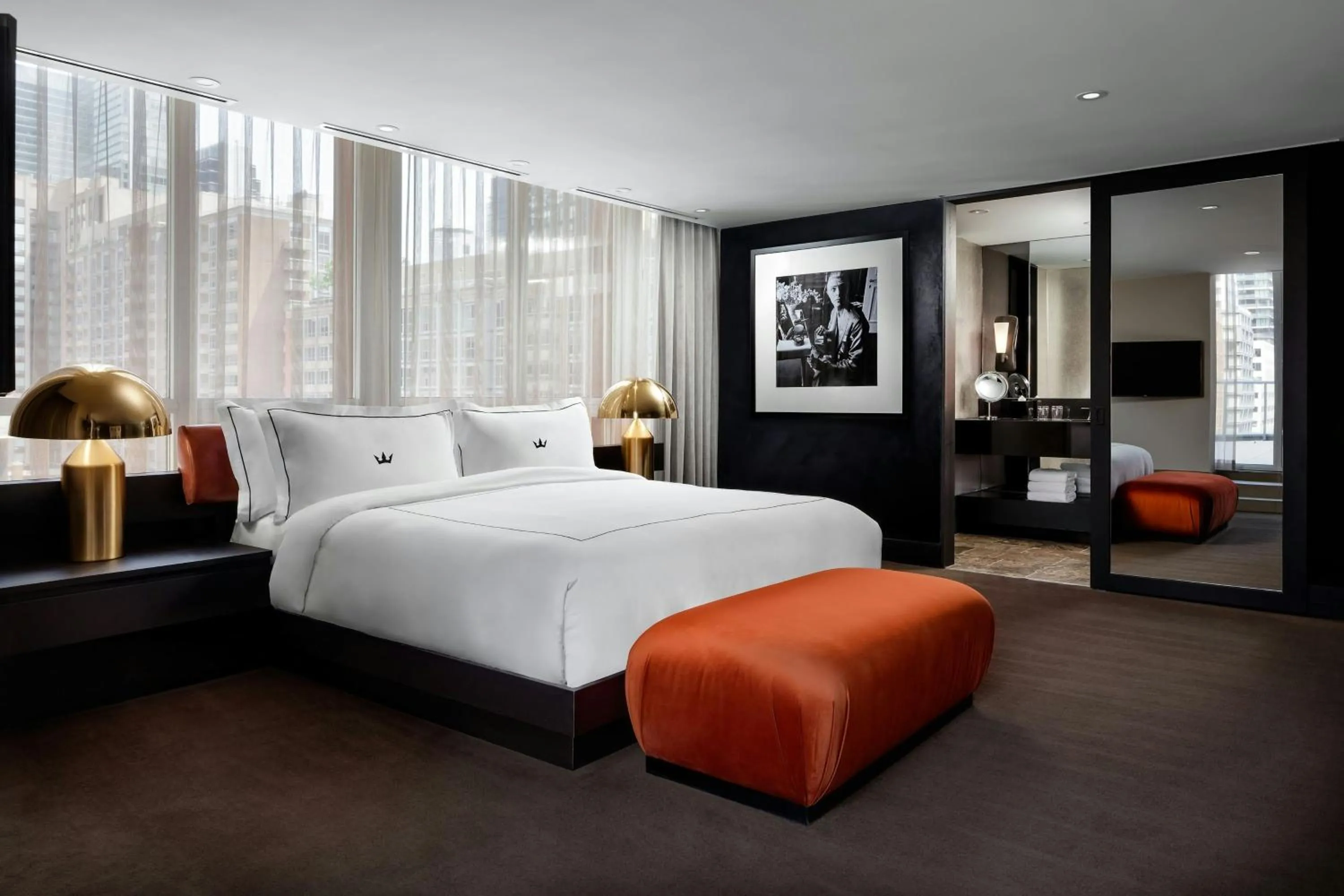 Bedroom, Bed in BISHA, a Luxury Collection Hotel, Toronto
