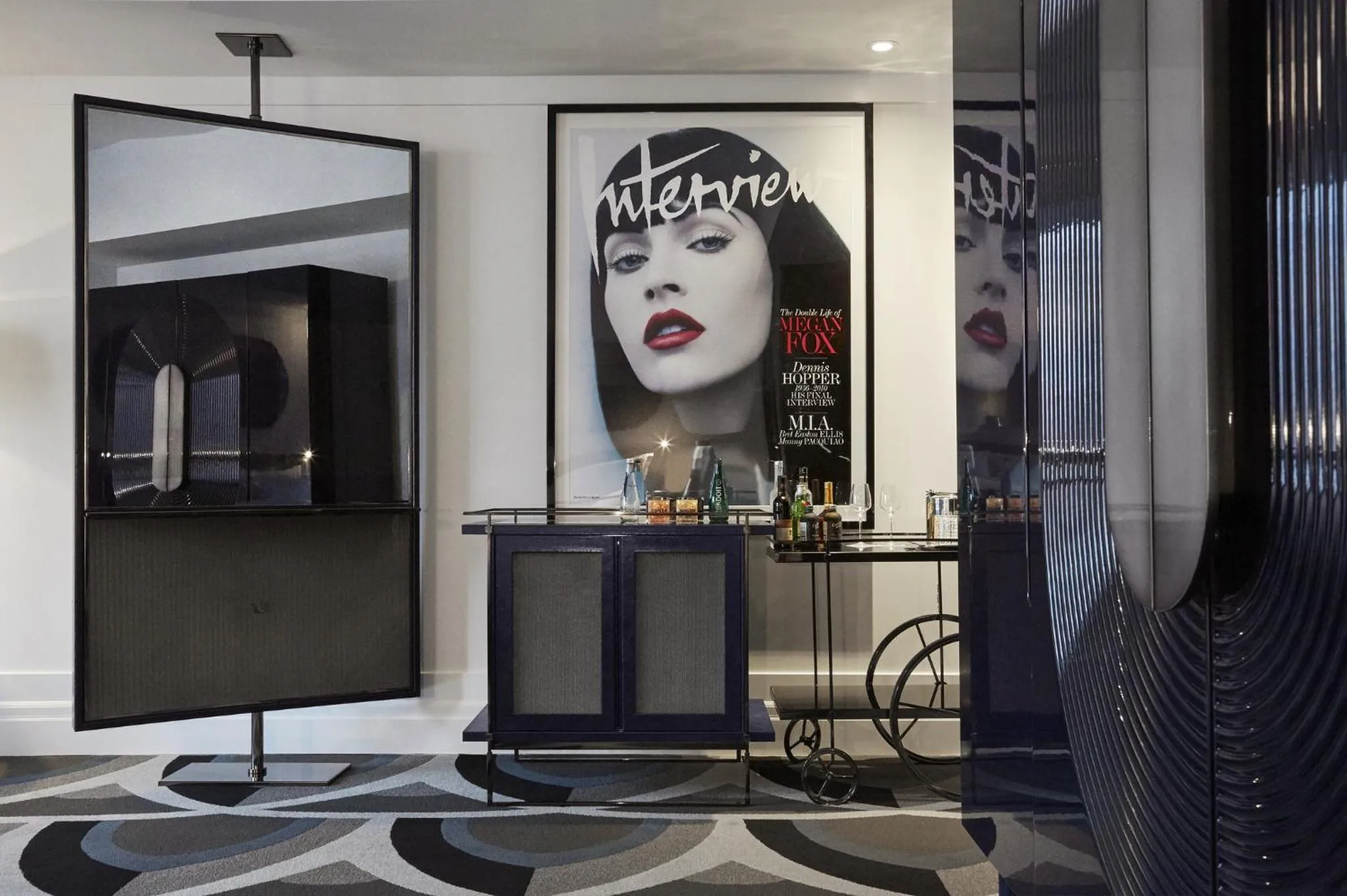 Deluxe King Mobility/Hearing Accessible Roll in Shower (Accessible Nina) in BISHA, a Luxury Collection Hotel, Toronto