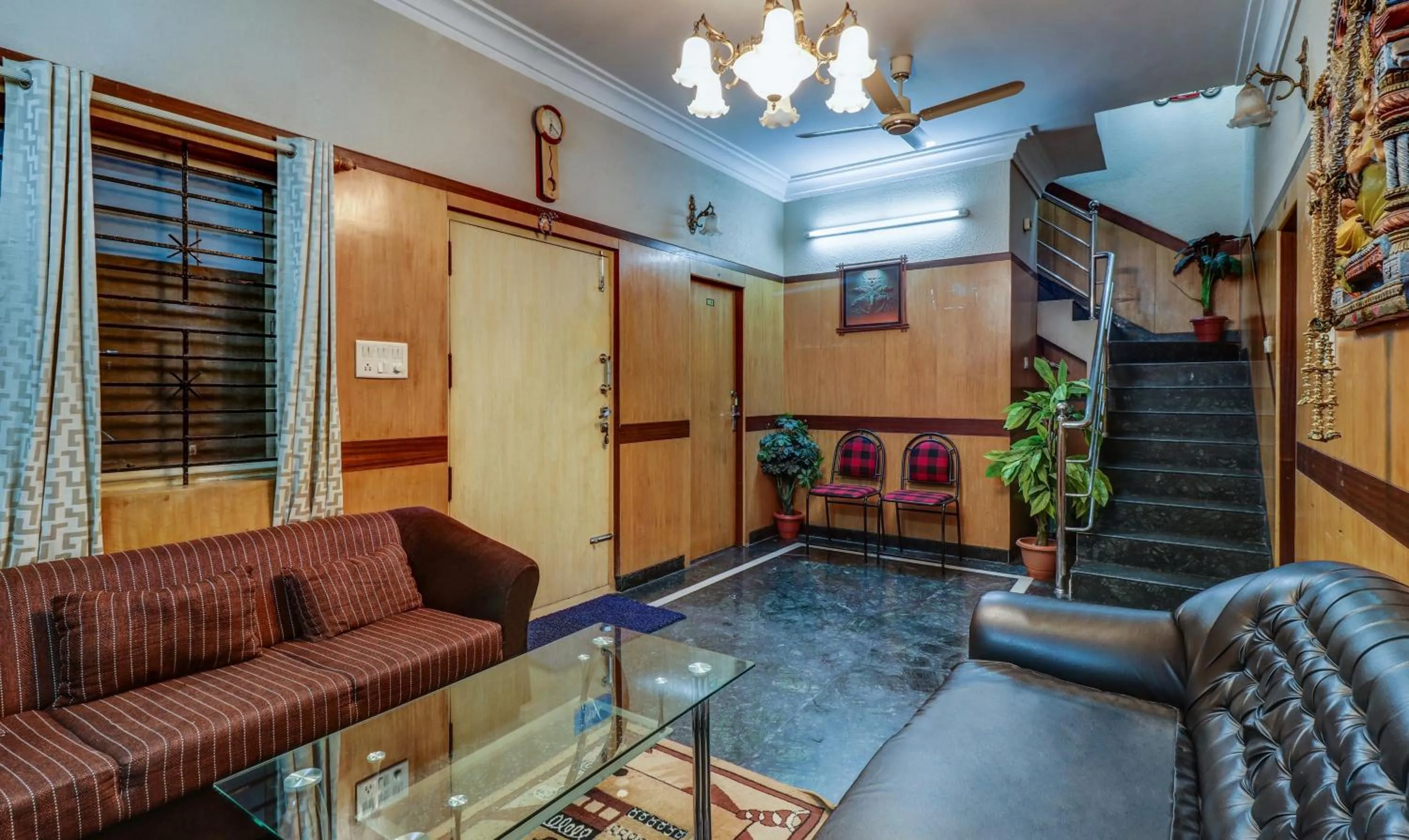 Seating area in Itsy Hotels Shree Comforts