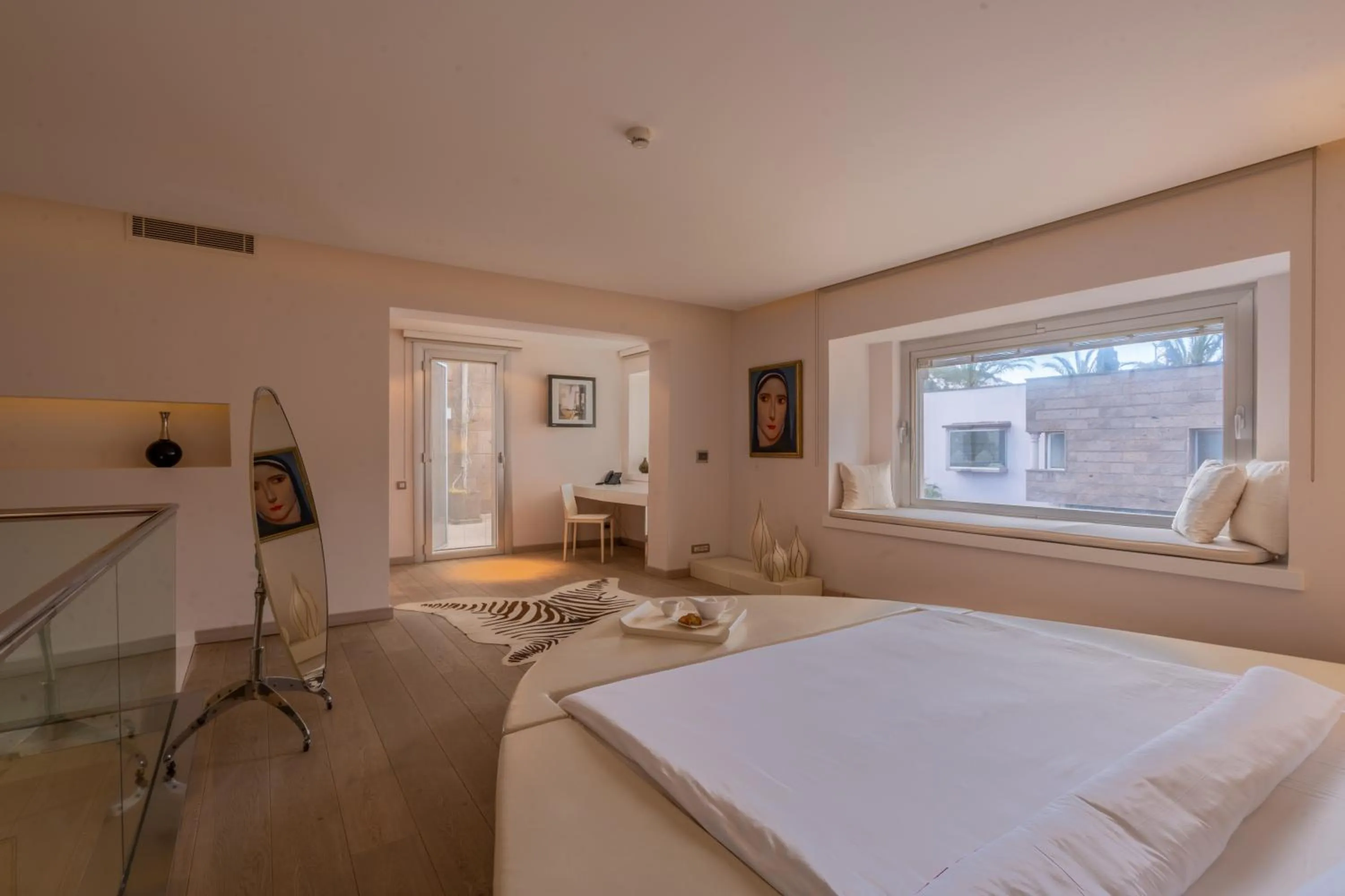 Bed in Casa dell'Arte Hotel of Arts & Leisure