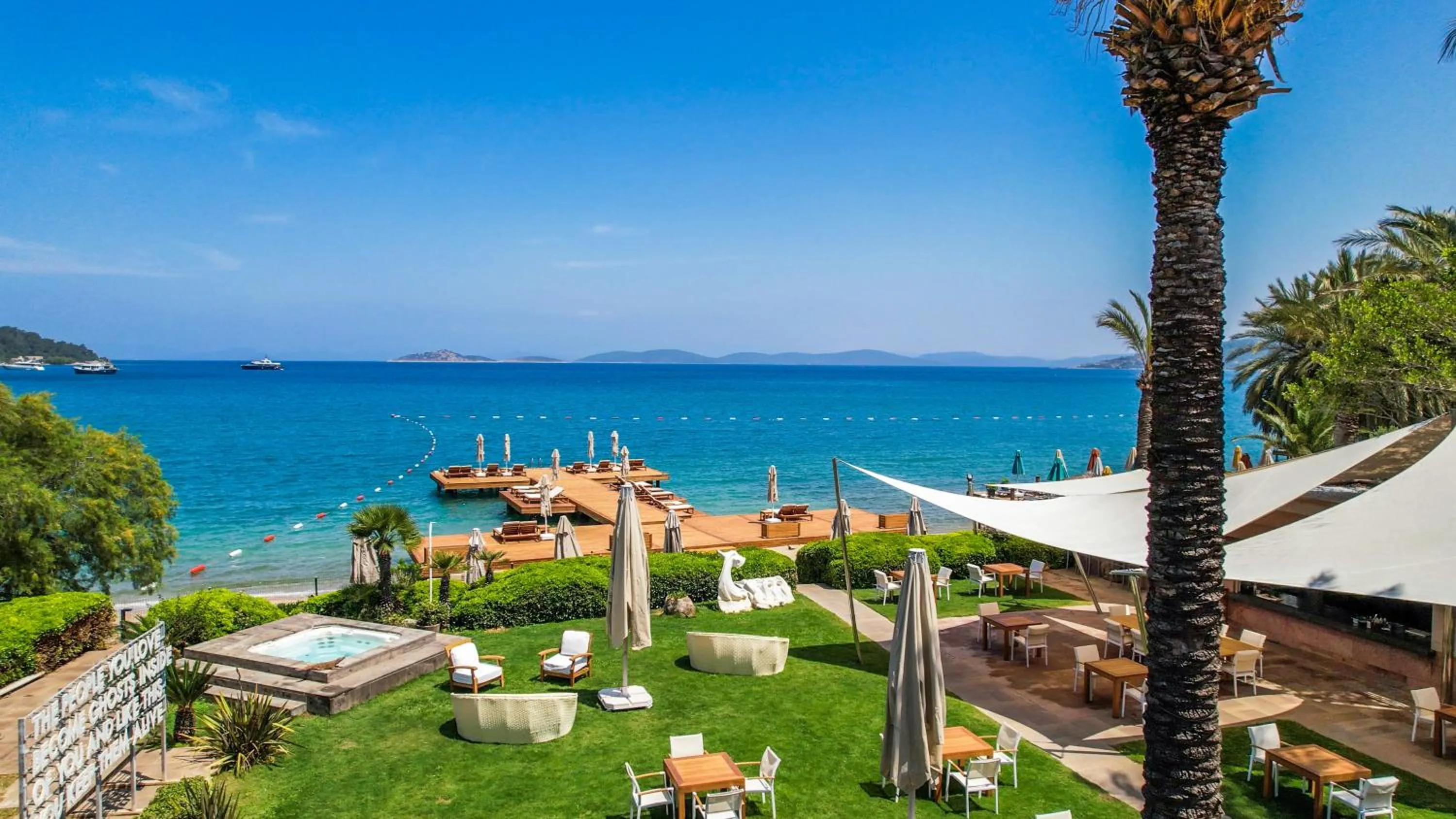 Sea view in Casa dell'Arte Hotel of Arts & Leisure