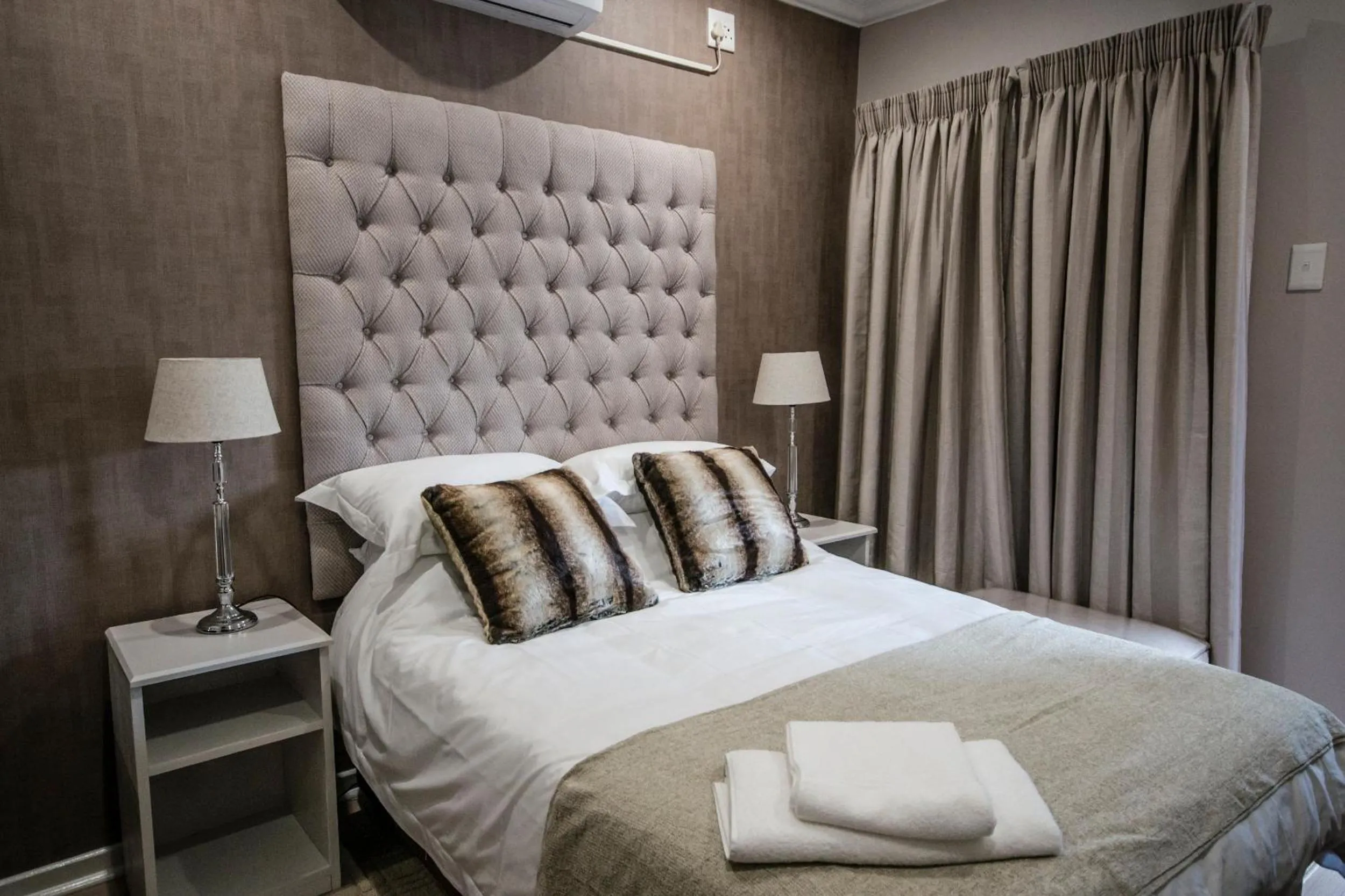 Bed in The Royal Guest House