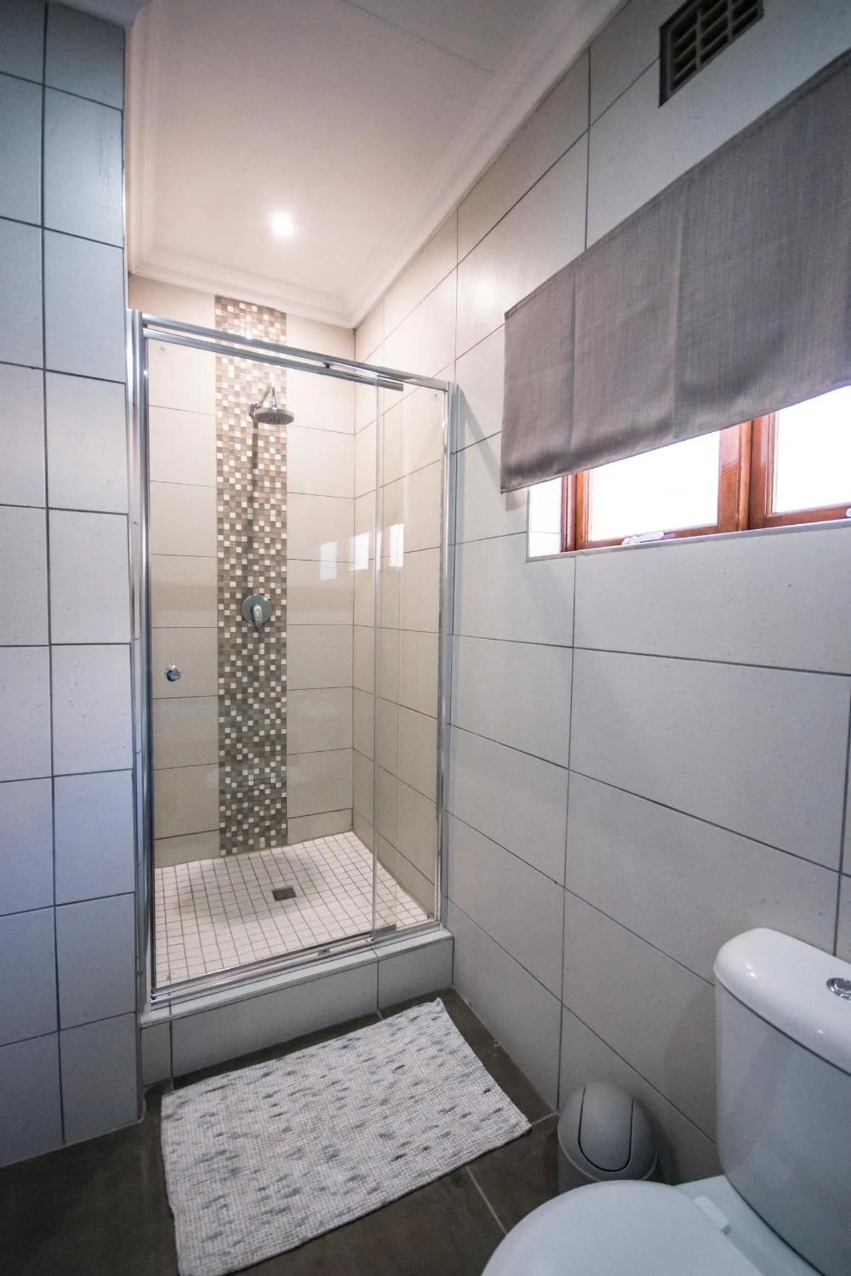 Shower in The Royal Guest House