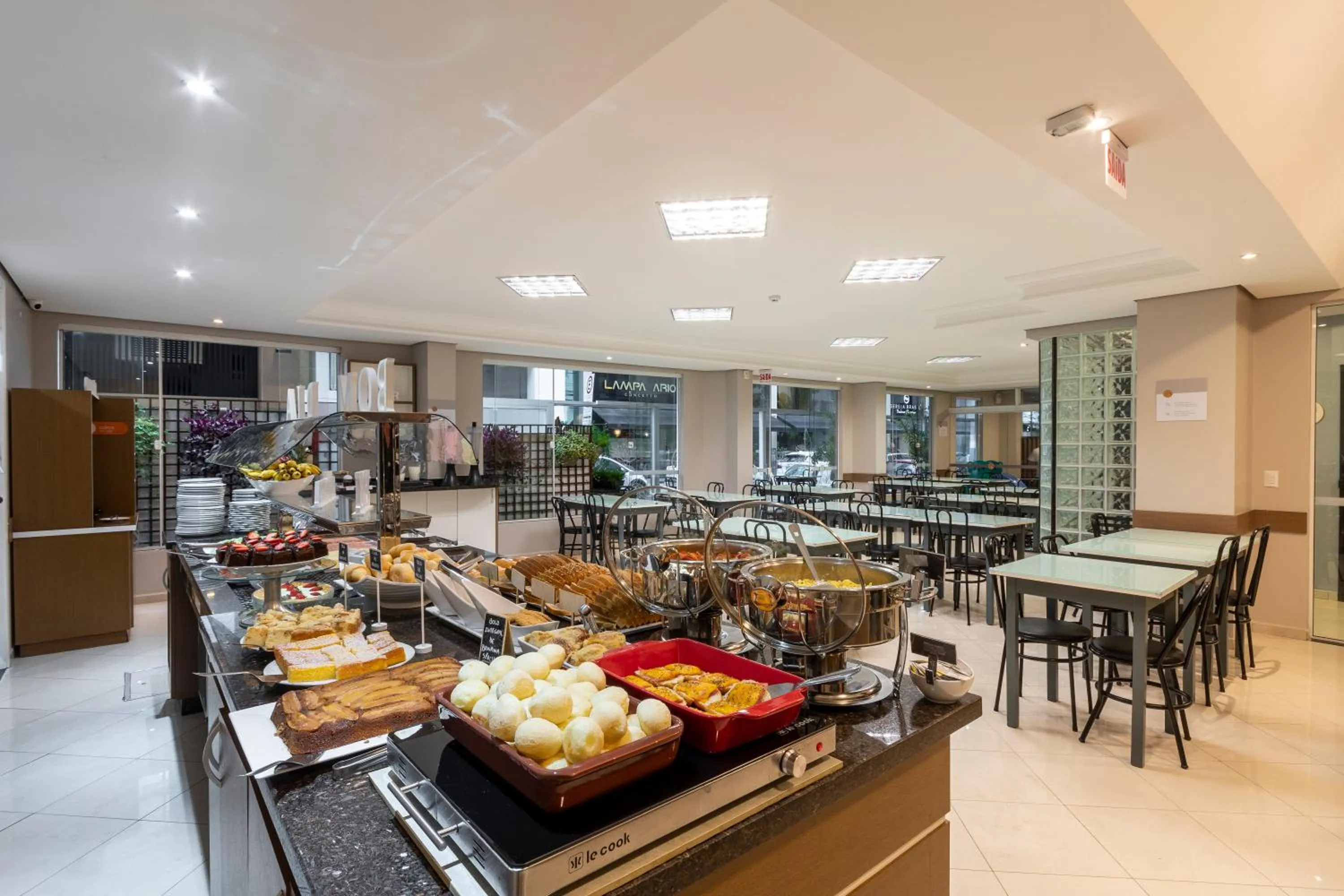 Buffet breakfast in Hotel Negrini