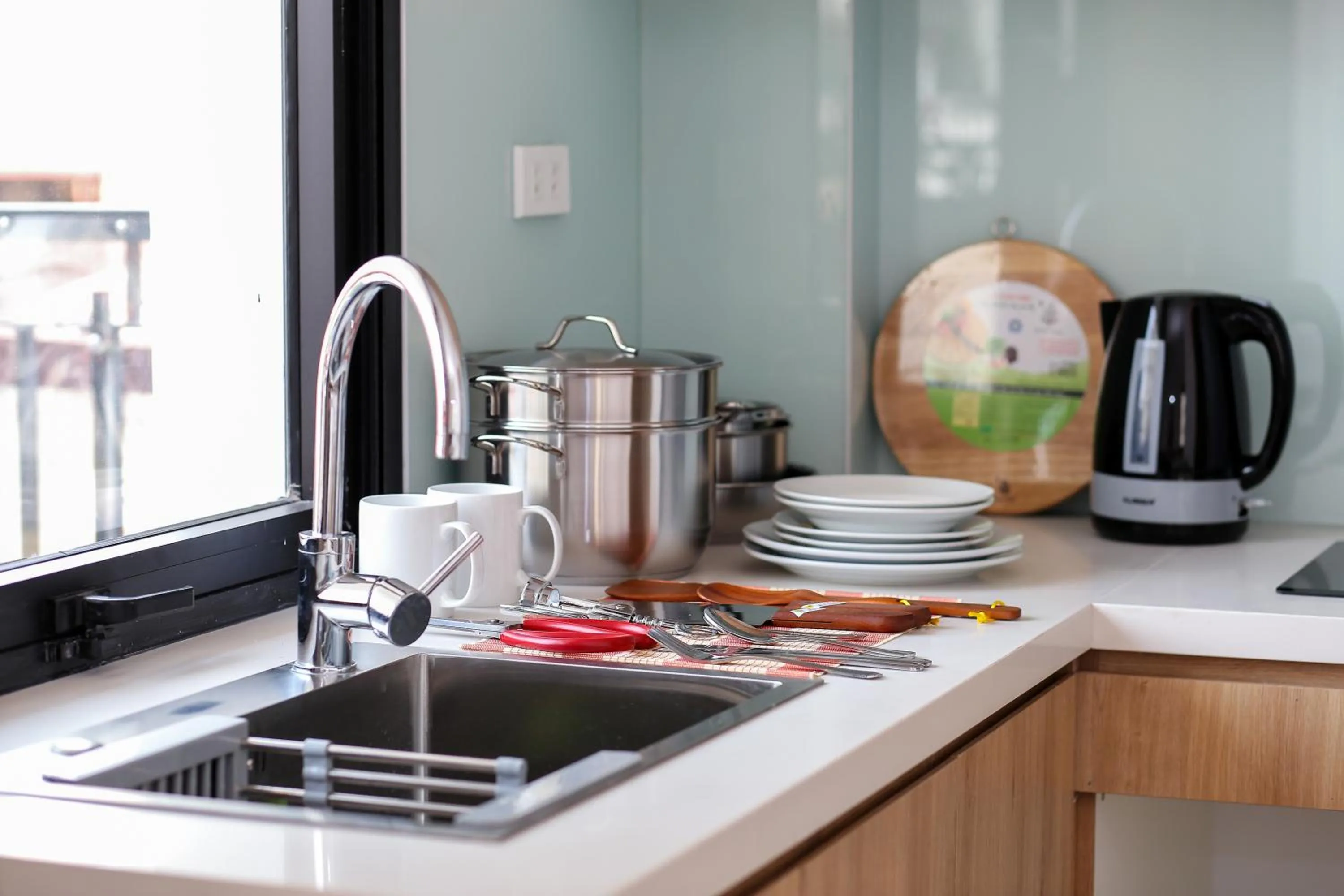 Kitchen or kitchenette in Quiet Hoang Quoc Viet Hotel & apartment