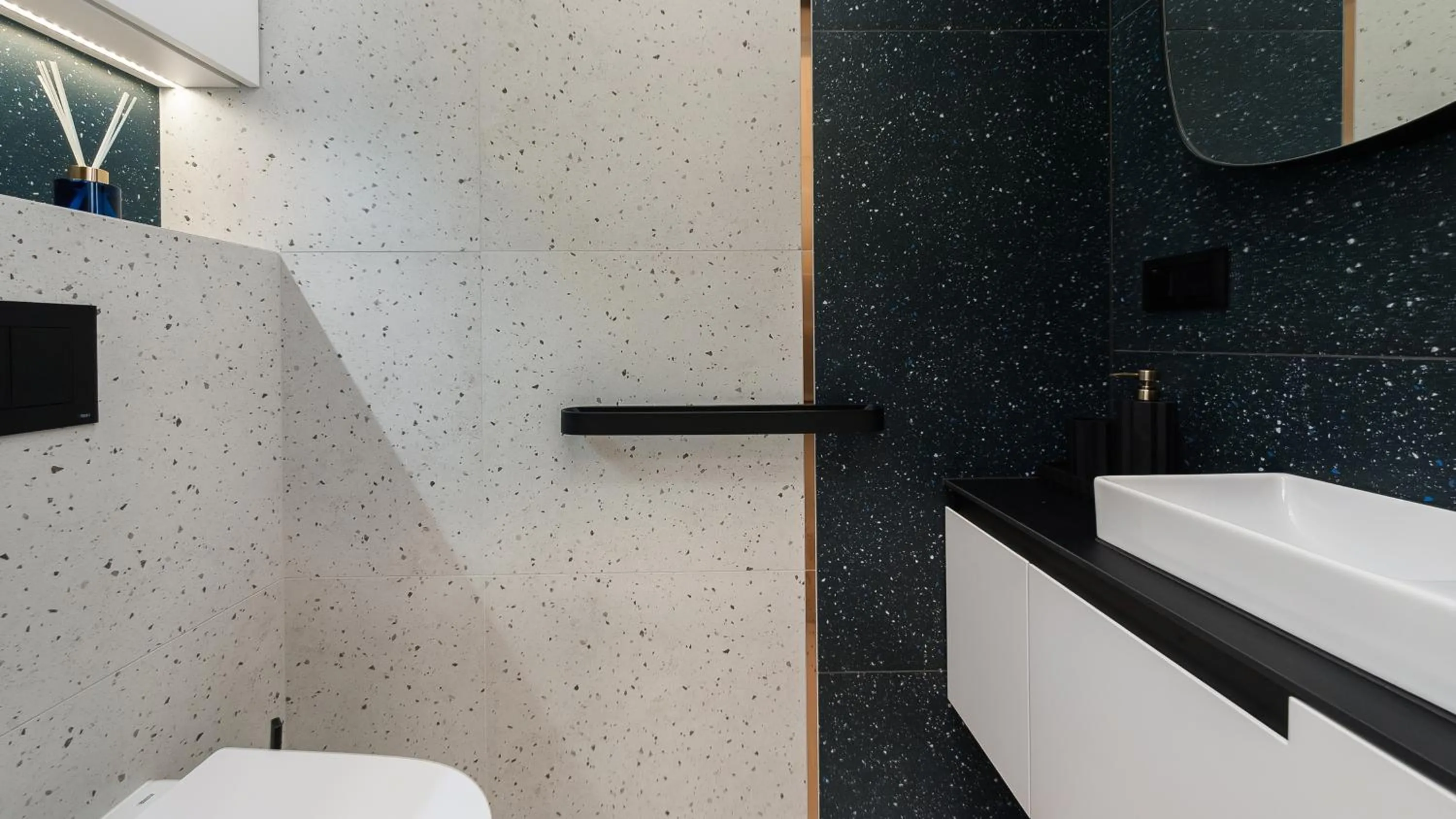 Toilet in Premium in Novum City Center, Sun & Snow